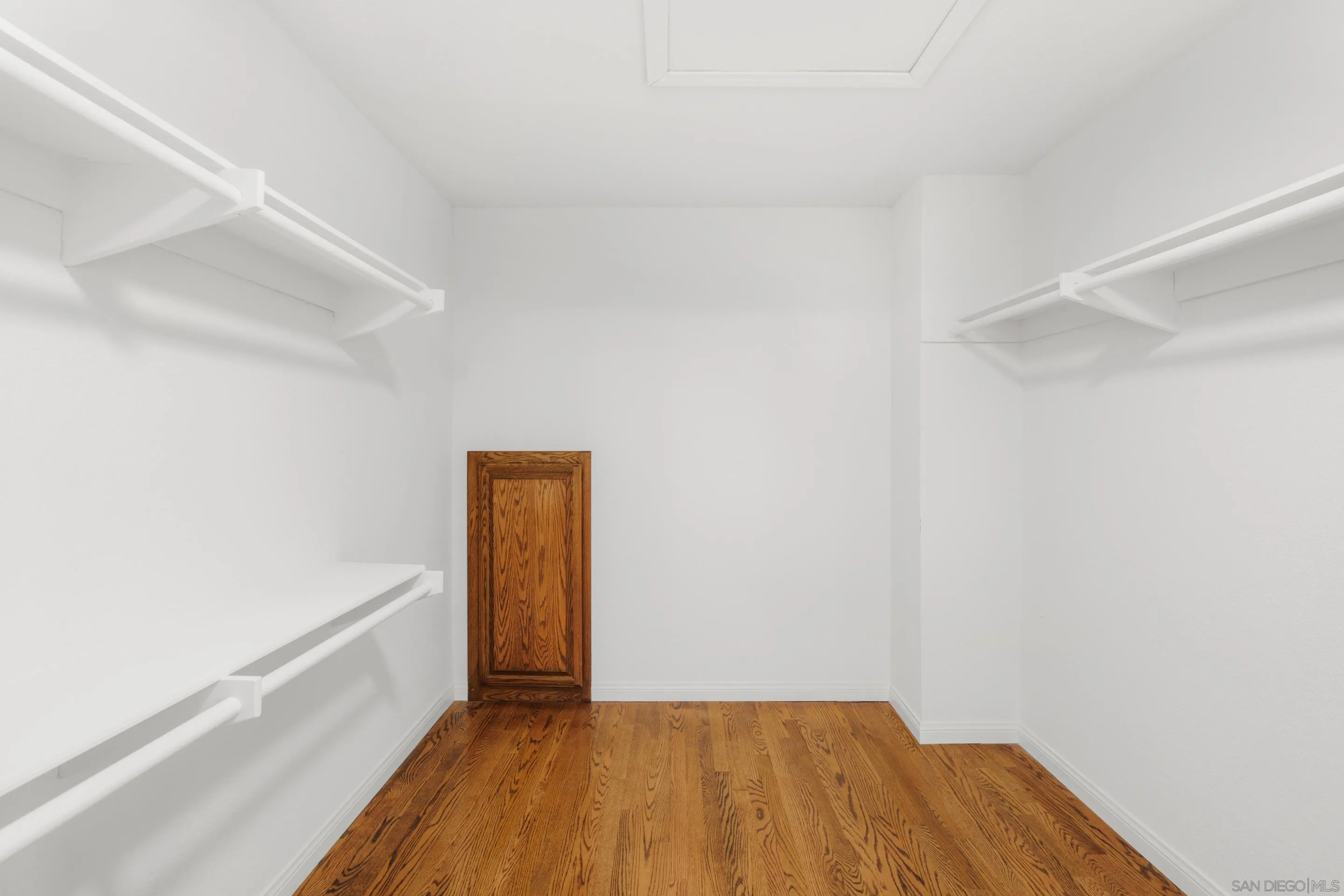 https://cdn.realtyfeed.com/cdn/127/250041445/253d83068ee4bea831a2016bae909a51.webp
