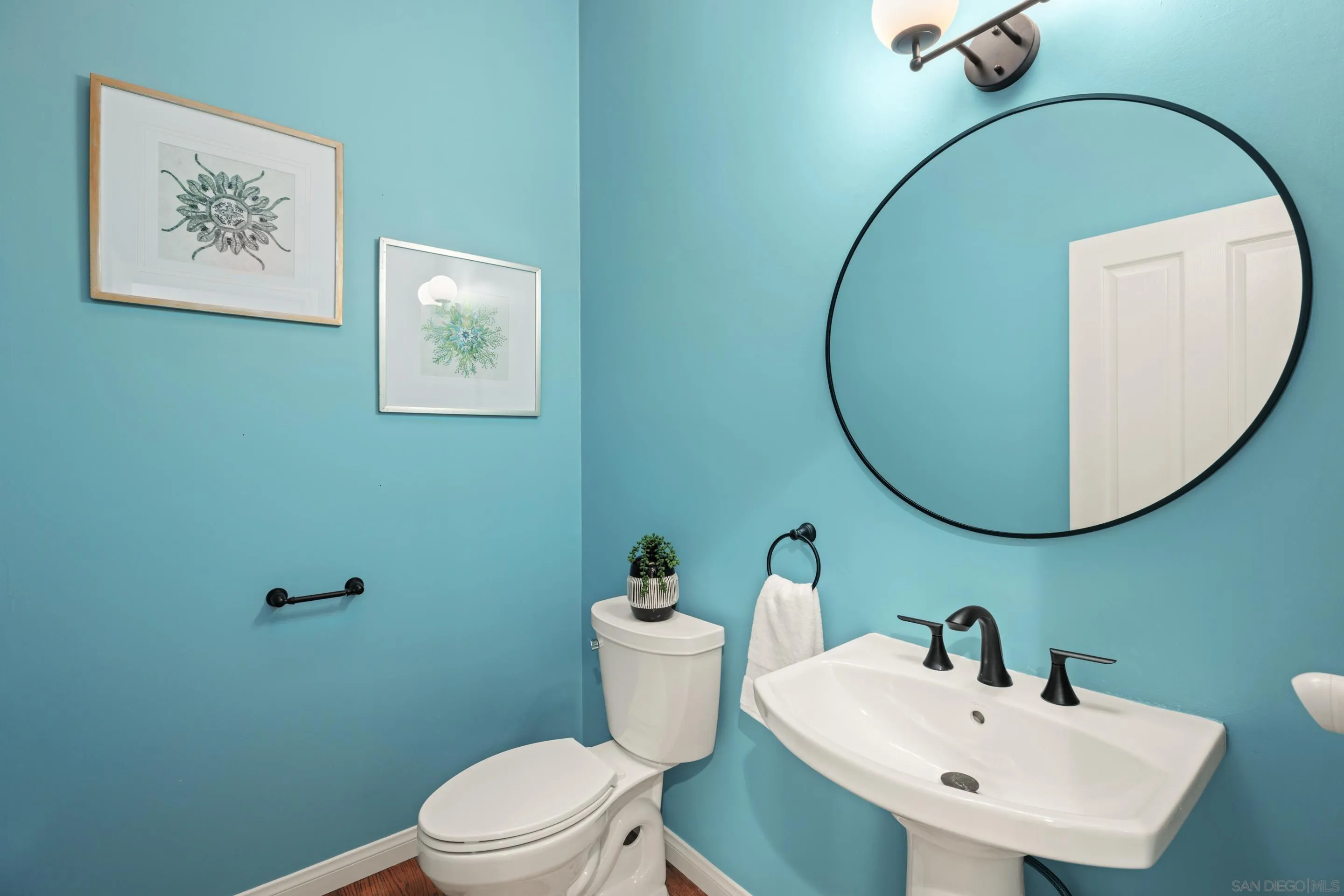 https://cdn.realtyfeed.com/cdn/127/250041445/8059d6d4d6990d419706c0aef1cdead9.webp