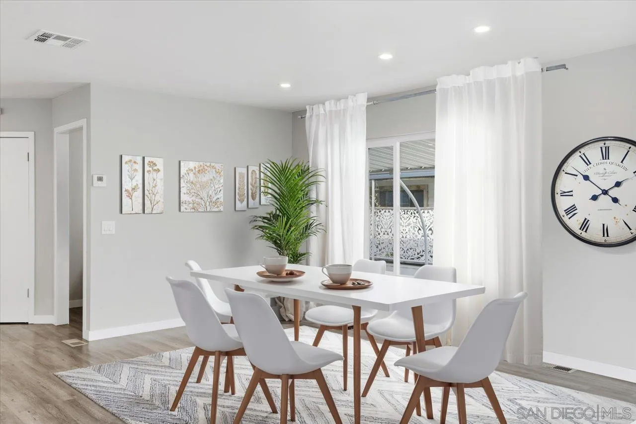 https://cdn.realtyfeed.com/cdn/127/250041448/75467bd312fd620b483de7f46a48787b.webp