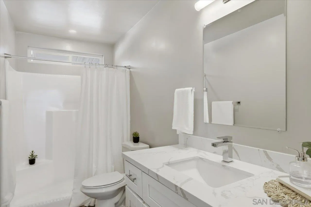 https://cdn.realtyfeed.com/cdn/127/250041448/a7b55a39851c34f87d0b62ec070cc169.webp