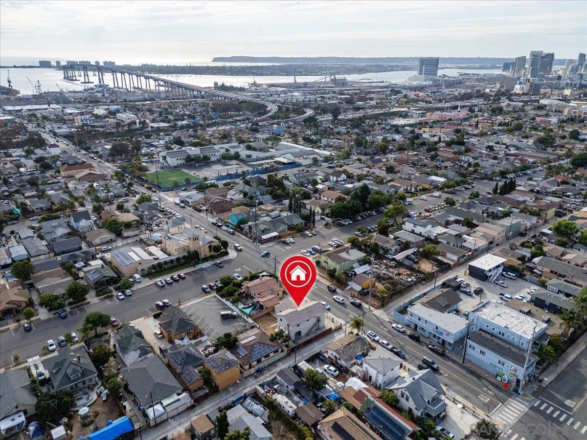 https://cdn.realtyfeed.com/cdn/127/250041450/c755da9f520b0f0eb80e99c3b29ef399.webp