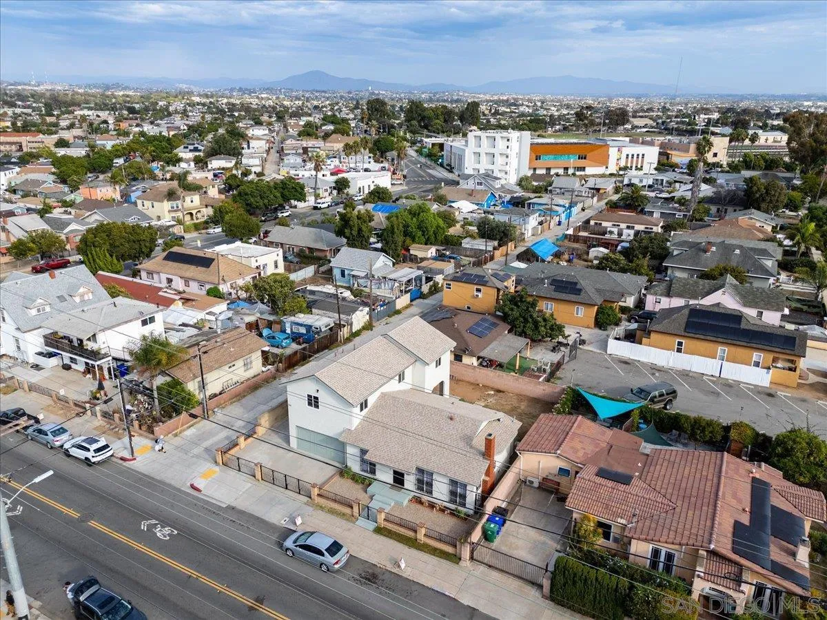 https://cdn.realtyfeed.com/cdn/127/250041450/d4b4ecfe7be93c3b542d9dfb07679911.webp
