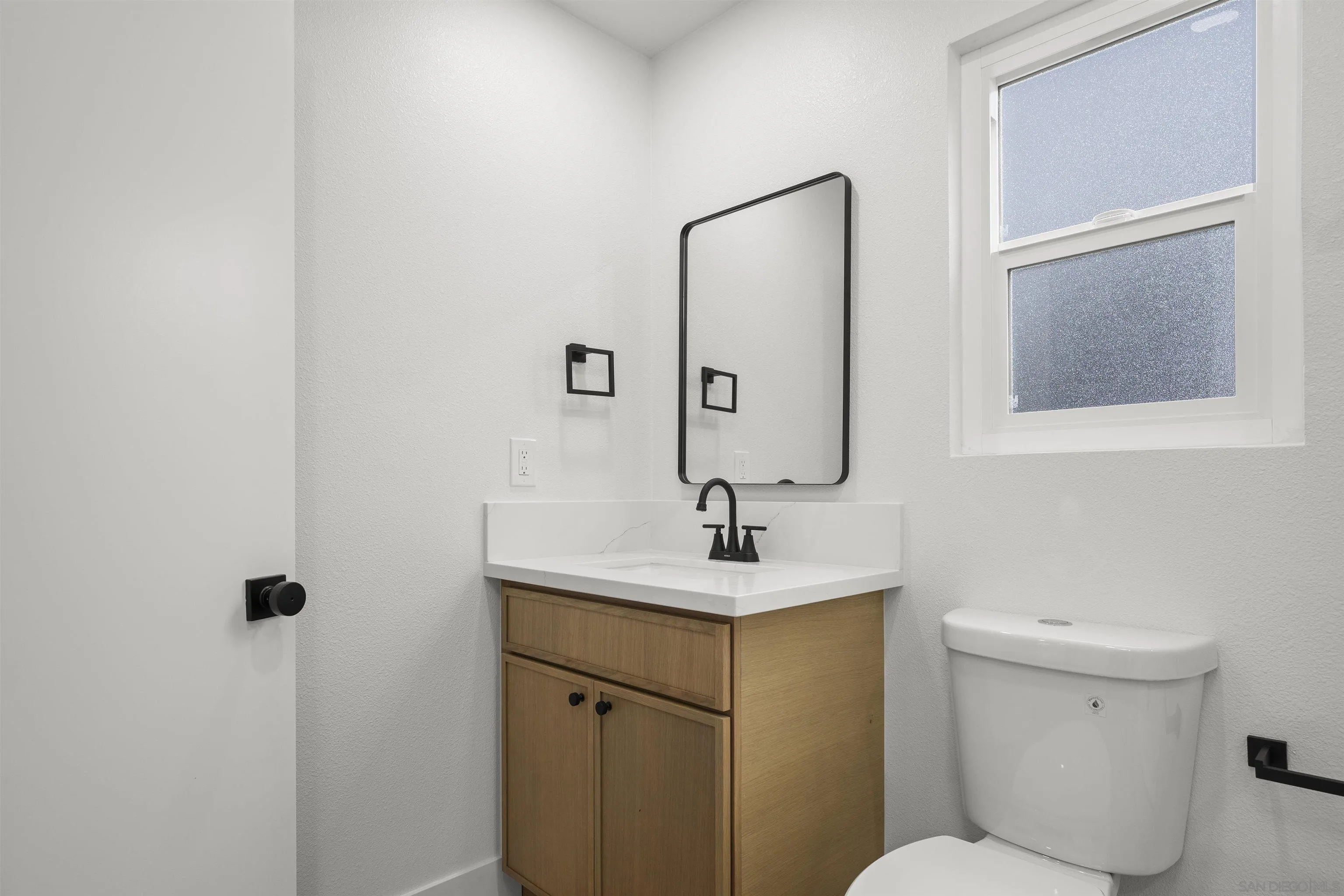 https://cdn.realtyfeed.com/cdn/127/250041454/113c2dabeafd8eef976e1be3017c0e01.webp
