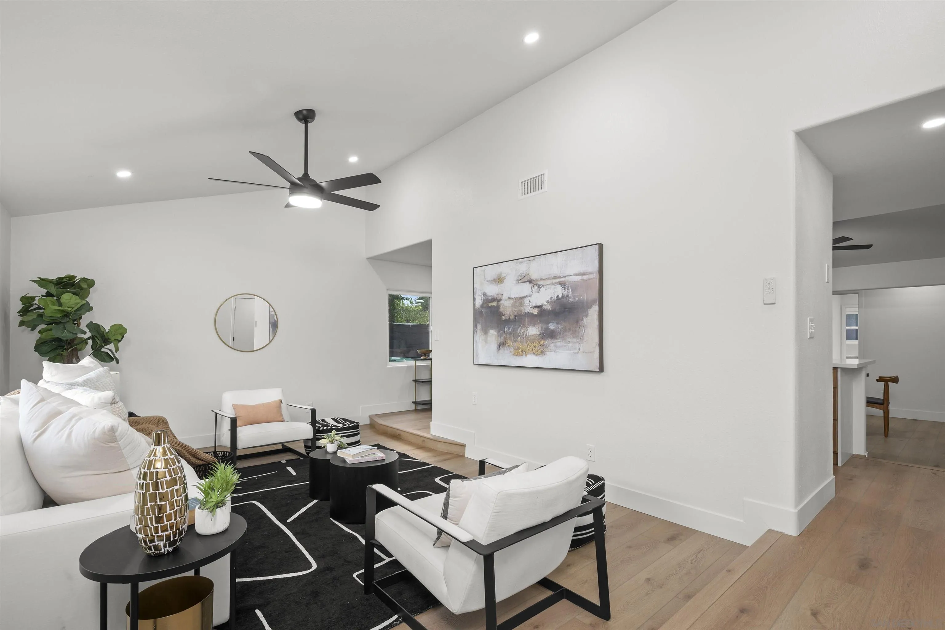 https://cdn.realtyfeed.com/cdn/127/250041454/293485172efcbfdc5ada084e3f7fe81c.webp