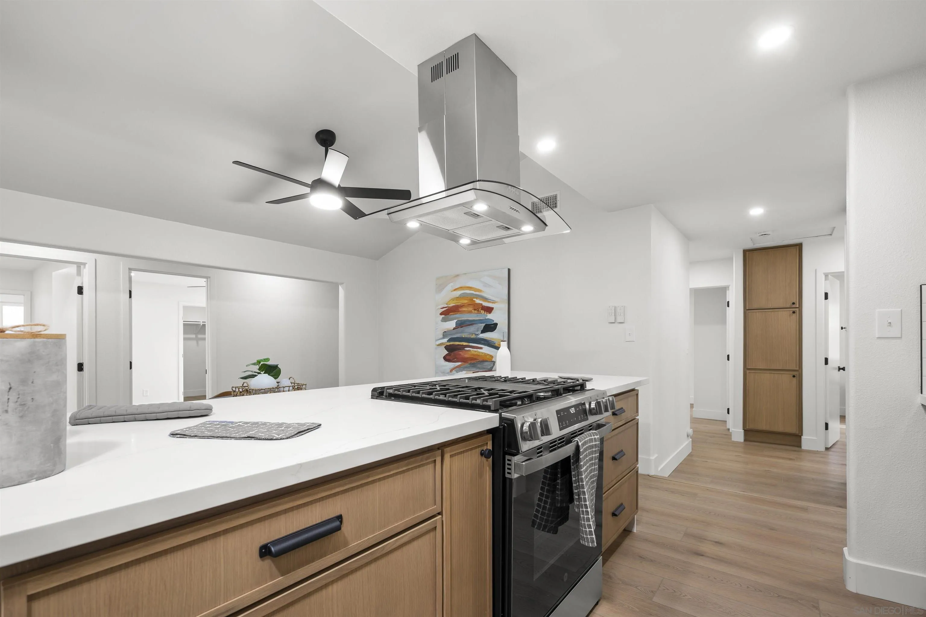https://cdn.realtyfeed.com/cdn/127/250041454/5499c0260dae0803b5e7f259d29a5d5b.webp