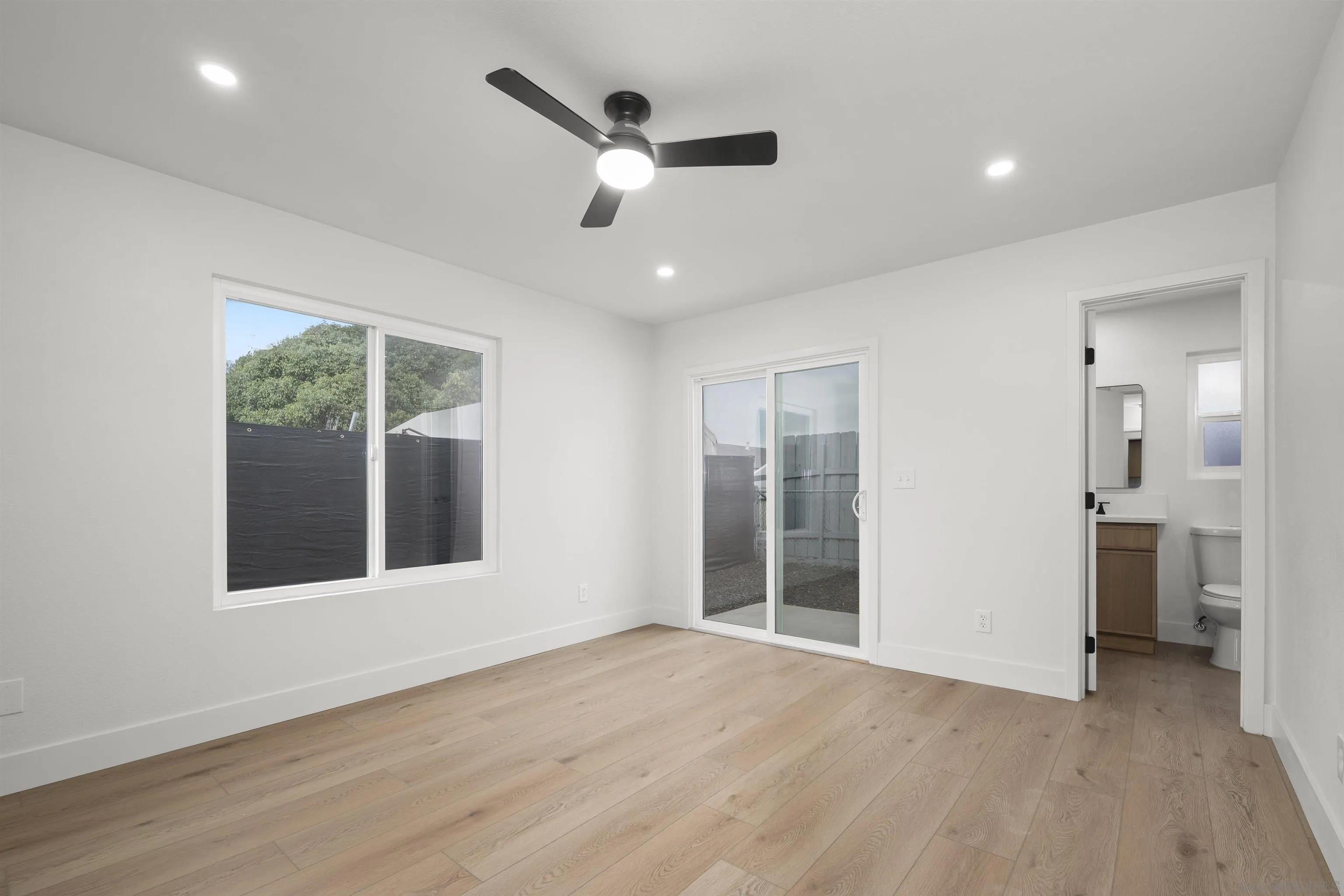 https://cdn.realtyfeed.com/cdn/127/250041454/83c9251a5bb8c516bae61e8f21acefaa.webp