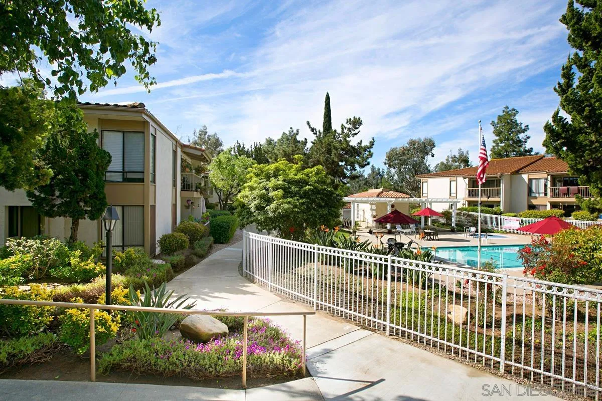 https://cdn.realtyfeed.com/cdn/127/250041455/b51234b0e931db2f38471b9ca0eba3fd.webp