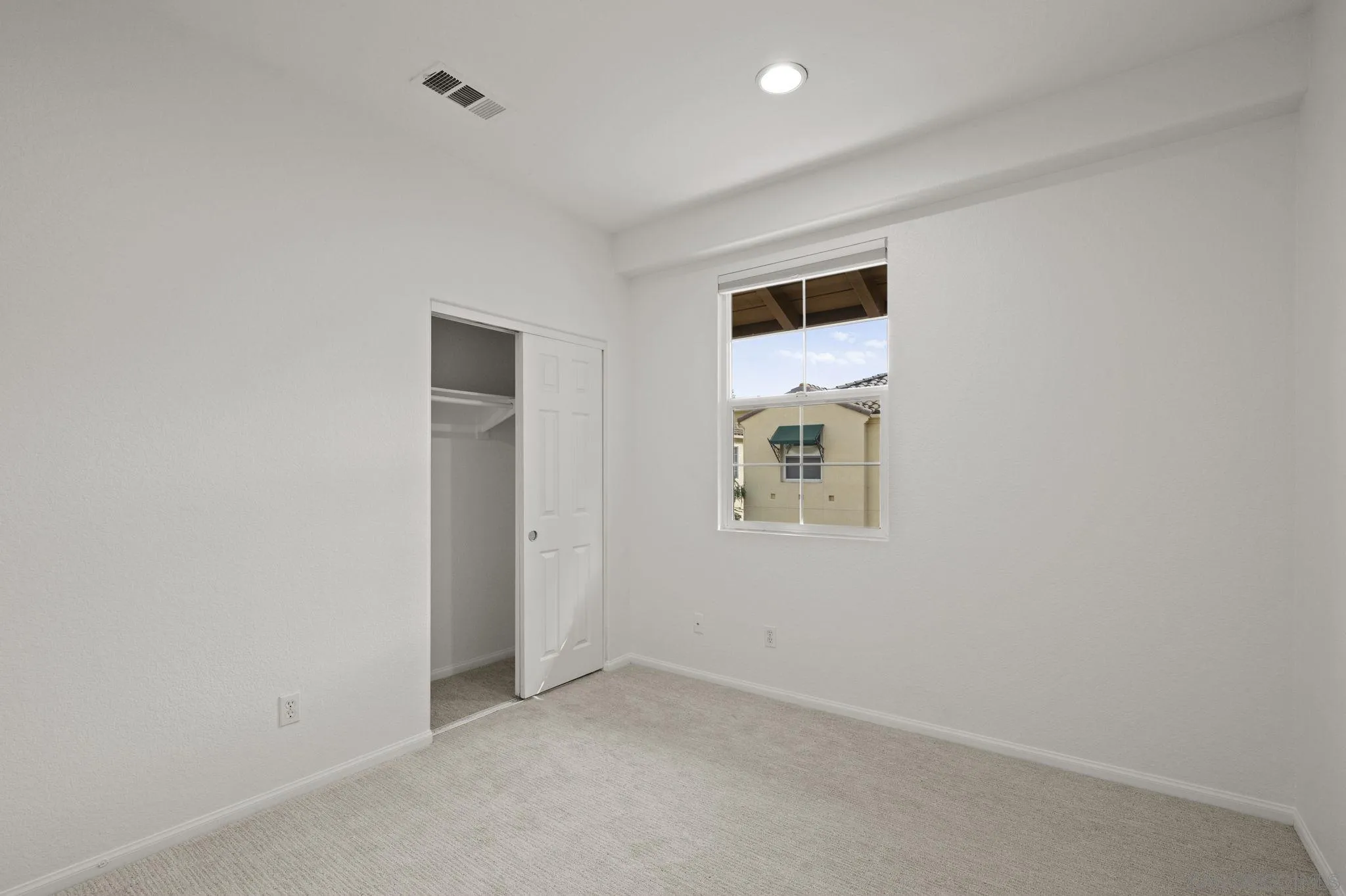 https://cdn.realtyfeed.com/cdn/127/250041457/9d47c467096a900a846f86bbf486f9ab.webp