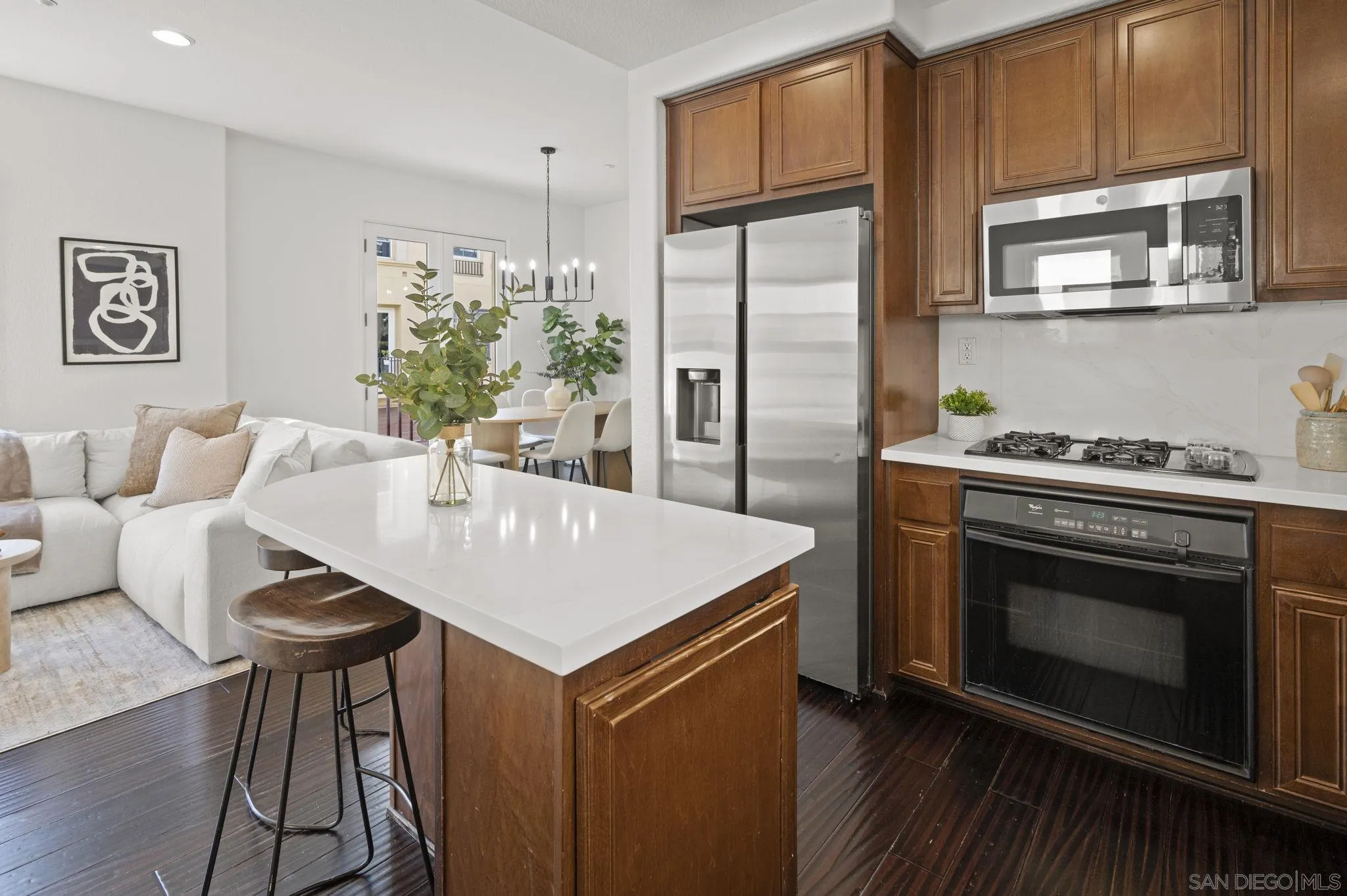 https://cdn.realtyfeed.com/cdn/127/250041457/bab5a8ea89a02fae8af90efb4beacd98.webp