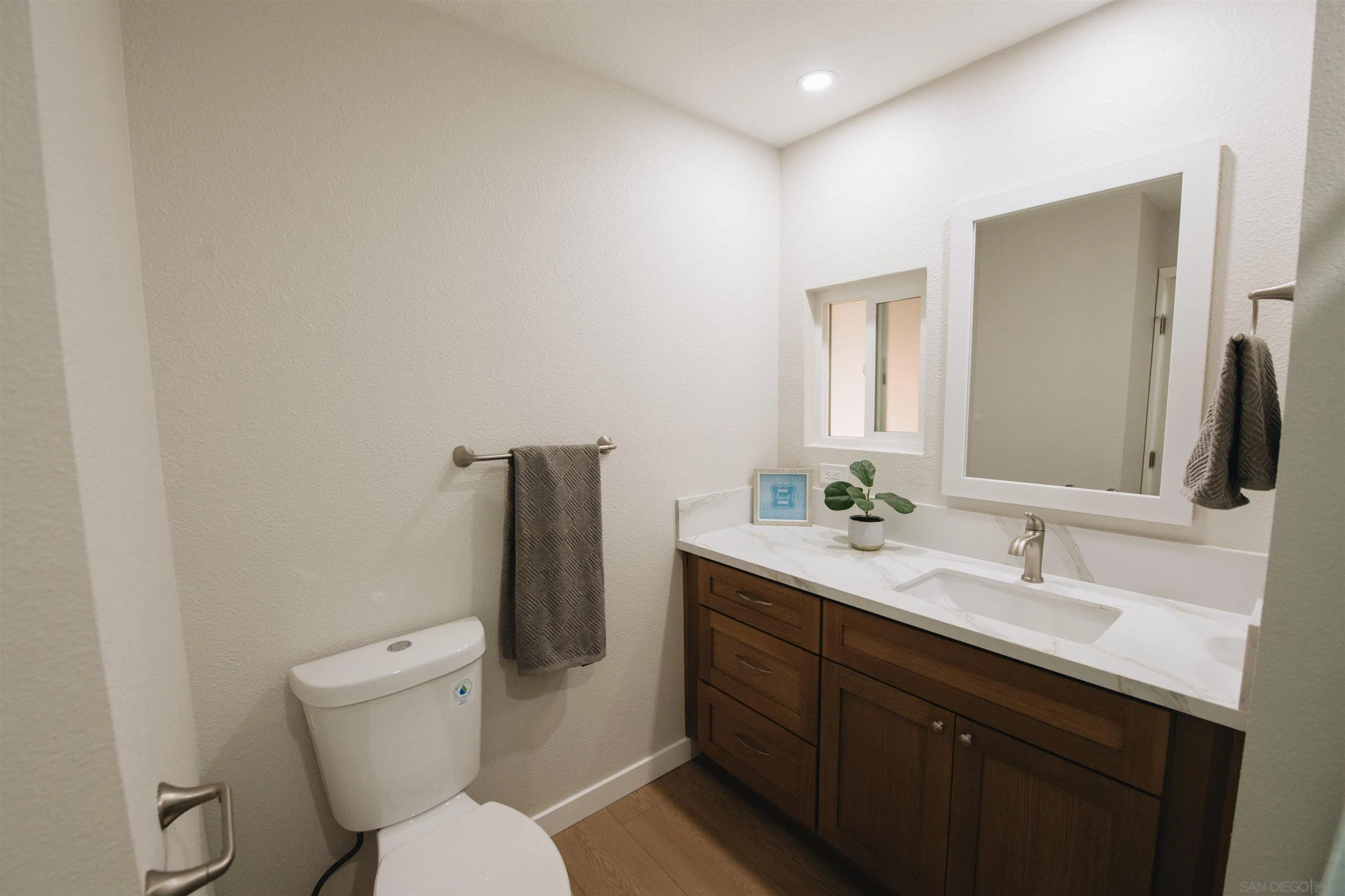 https://cdn.realtyfeed.com/cdn/127/250041458/90aa56cd9ffcd39724f51ec943fc655b.webp