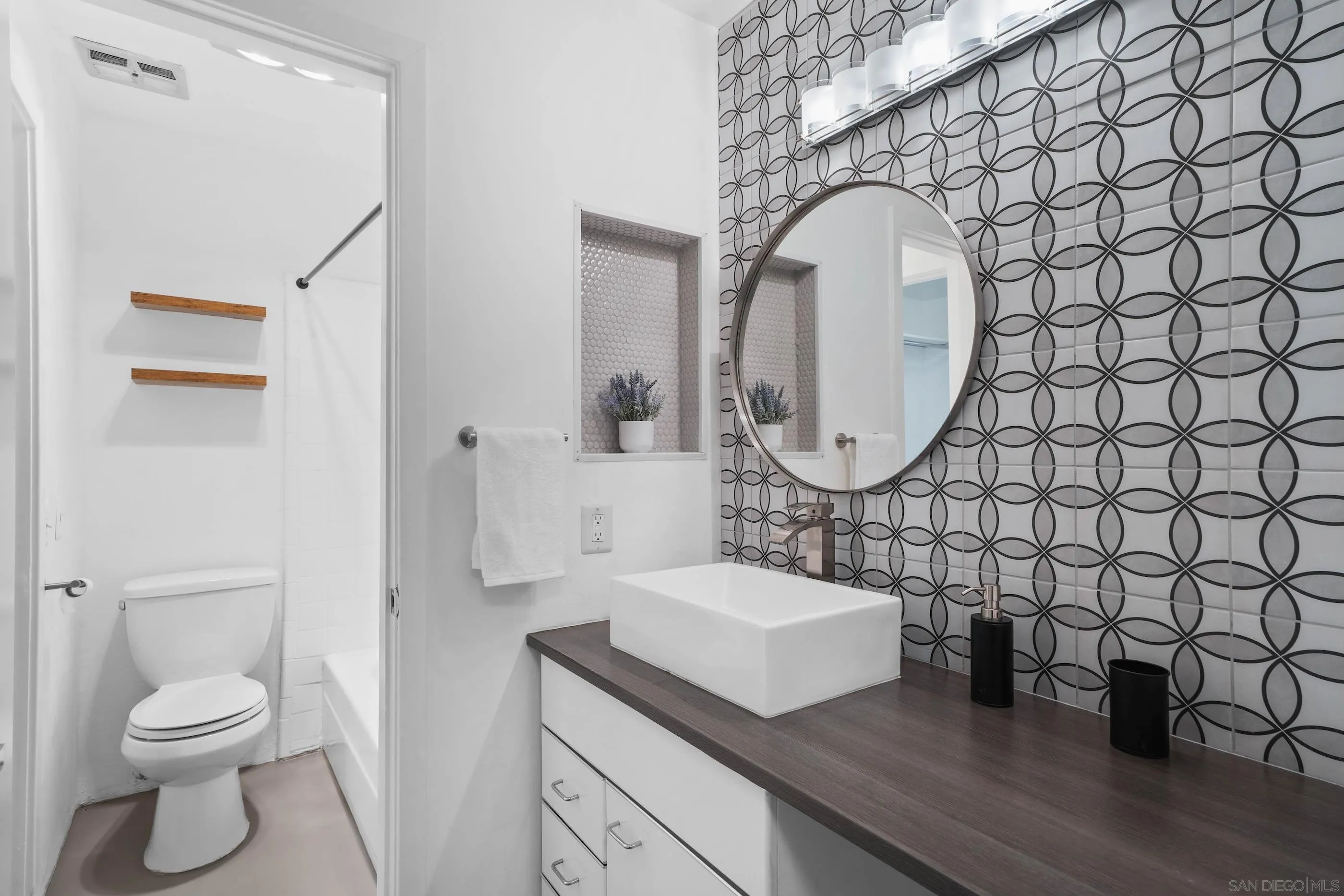 https://cdn.realtyfeed.com/cdn/127/250041472/5155e05d3adde4f9a4da53bb2087c609.webp