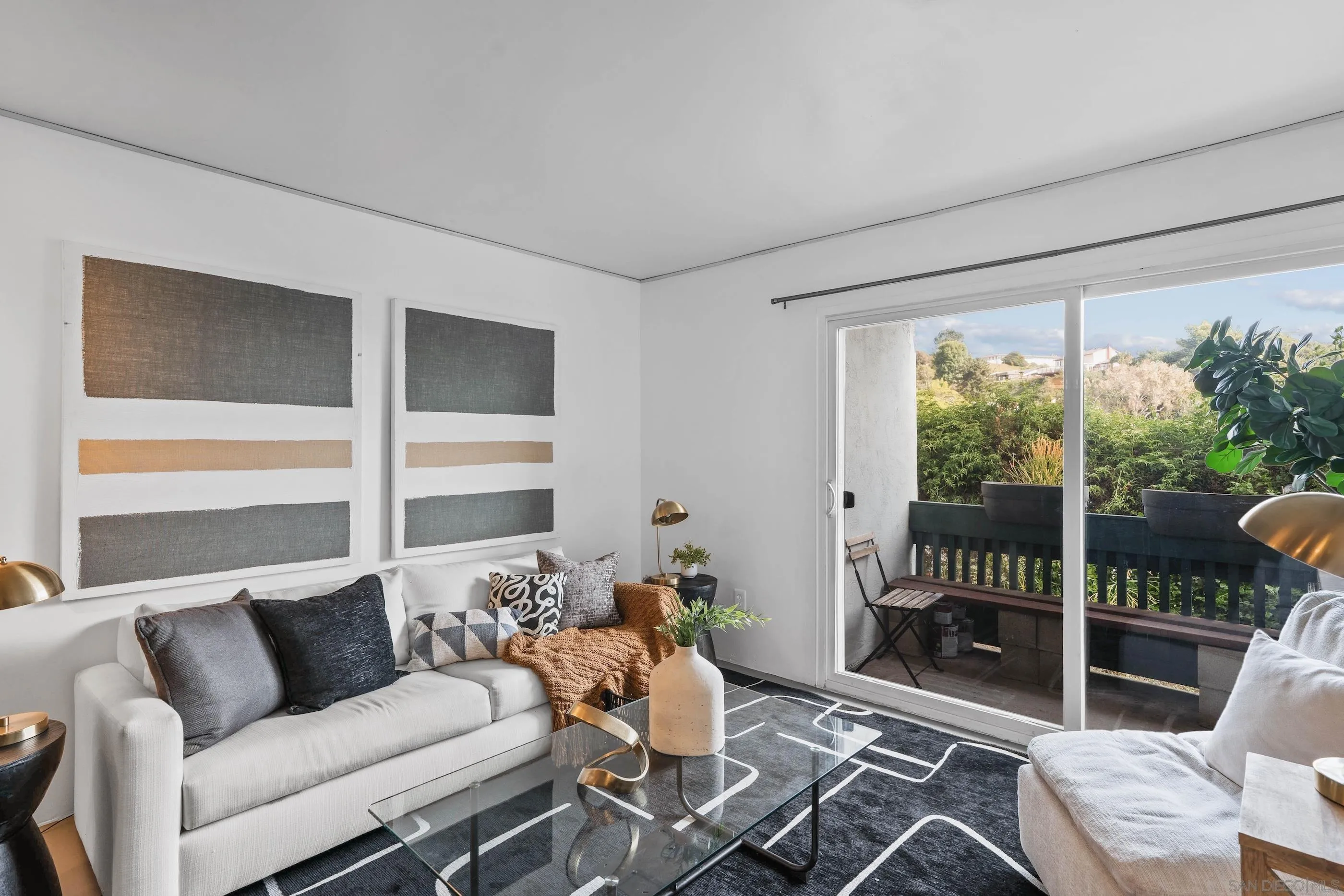 https://cdn.realtyfeed.com/cdn/127/250041472/566822ba9e32716f8af8c4e24f6bed44.webp