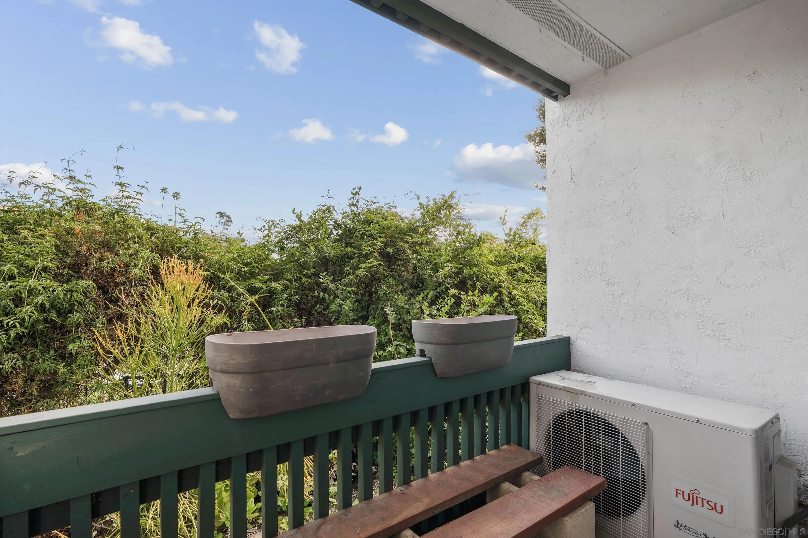 https://cdn.realtyfeed.com/cdn/127/250041472/6ca93086fb5866d2f8e680f6991a0d0f.webp