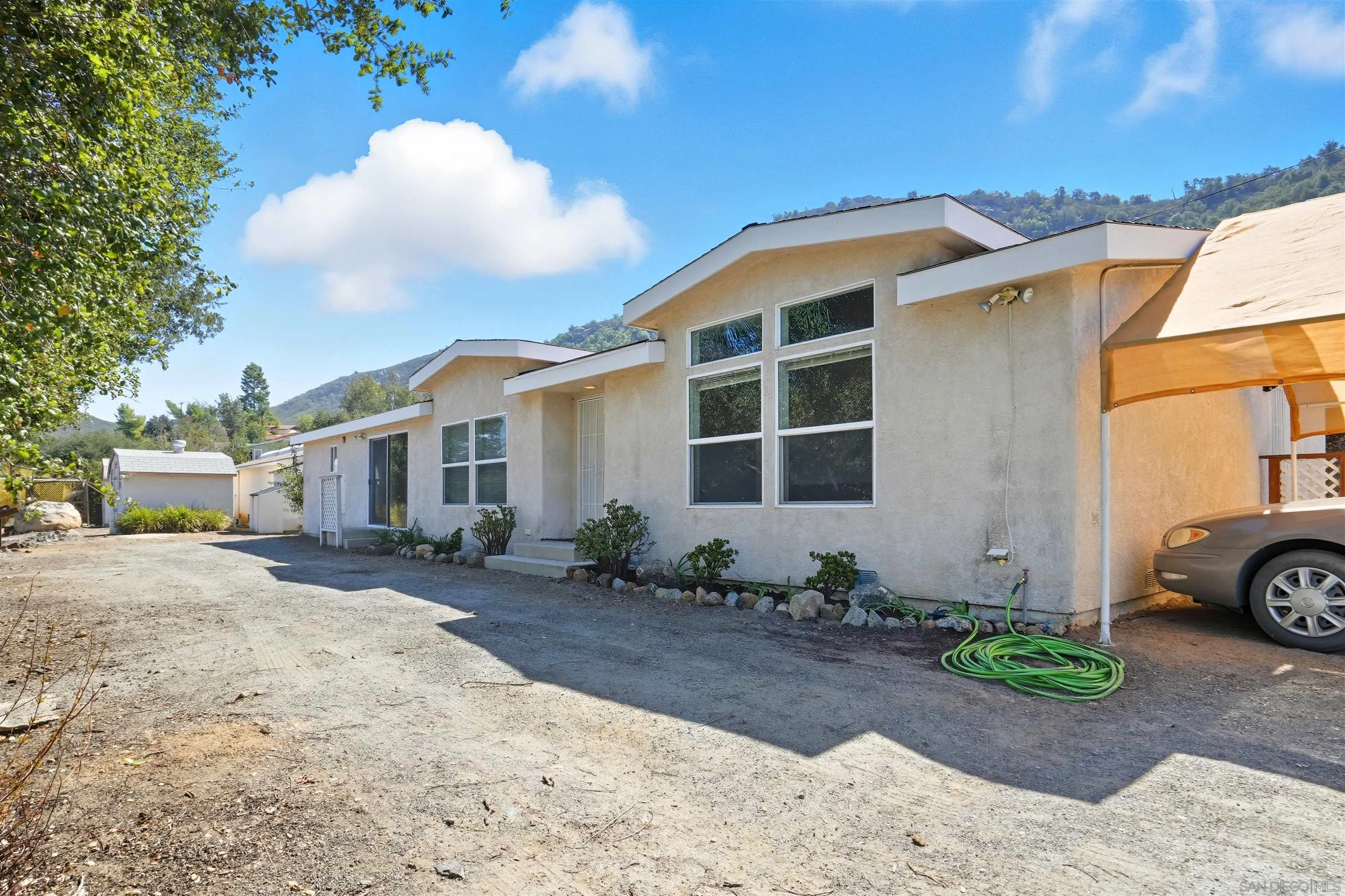 https://cdn.realtyfeed.com/cdn/127/250041474/274b7c37cfa982f03fb74fa024ca67e5.webp