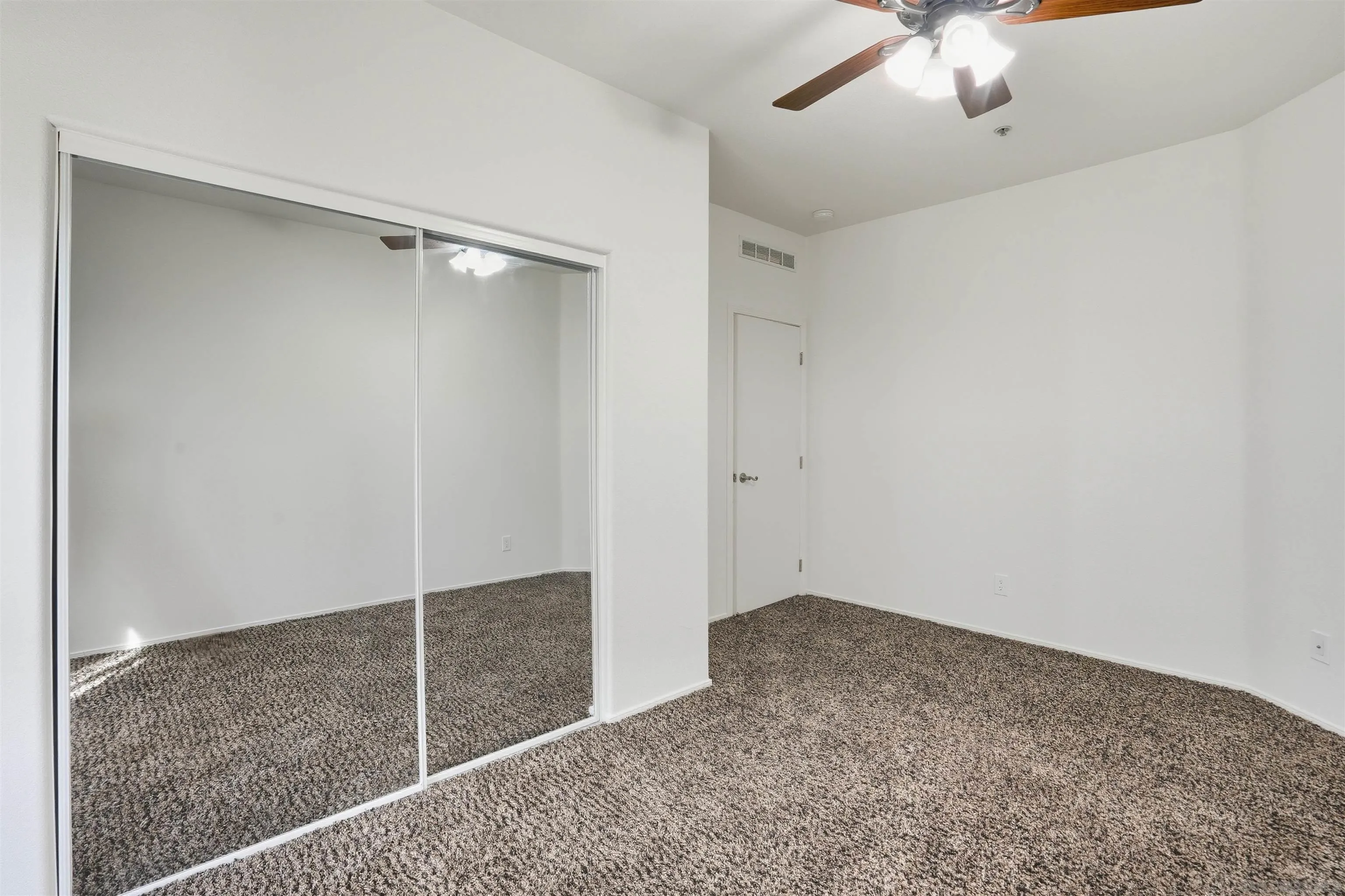 https://cdn.realtyfeed.com/cdn/127/250041474/9a9243cd529489e0b42f43cd91e619d2.webp