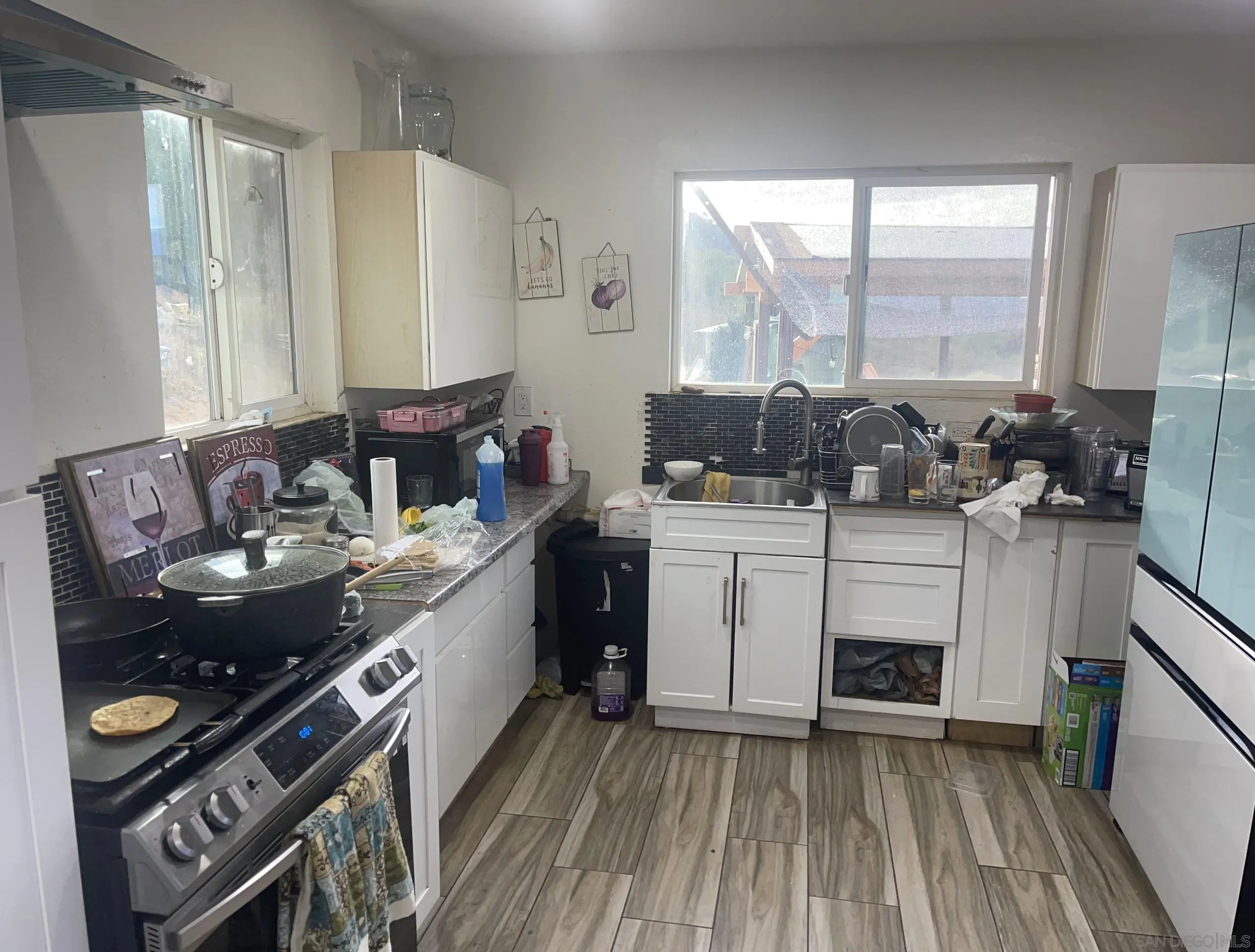 https://cdn.realtyfeed.com/cdn/127/250041483/a387fa16d1f1e03ee5a68bfb8dd1bfd4.webp