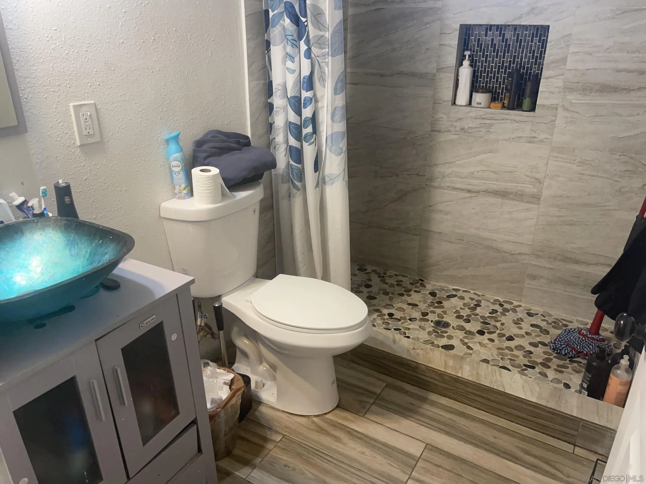 https://cdn.realtyfeed.com/cdn/127/250041483/bf9b4462db27d7ec6a1e3b59acf9970a.webp