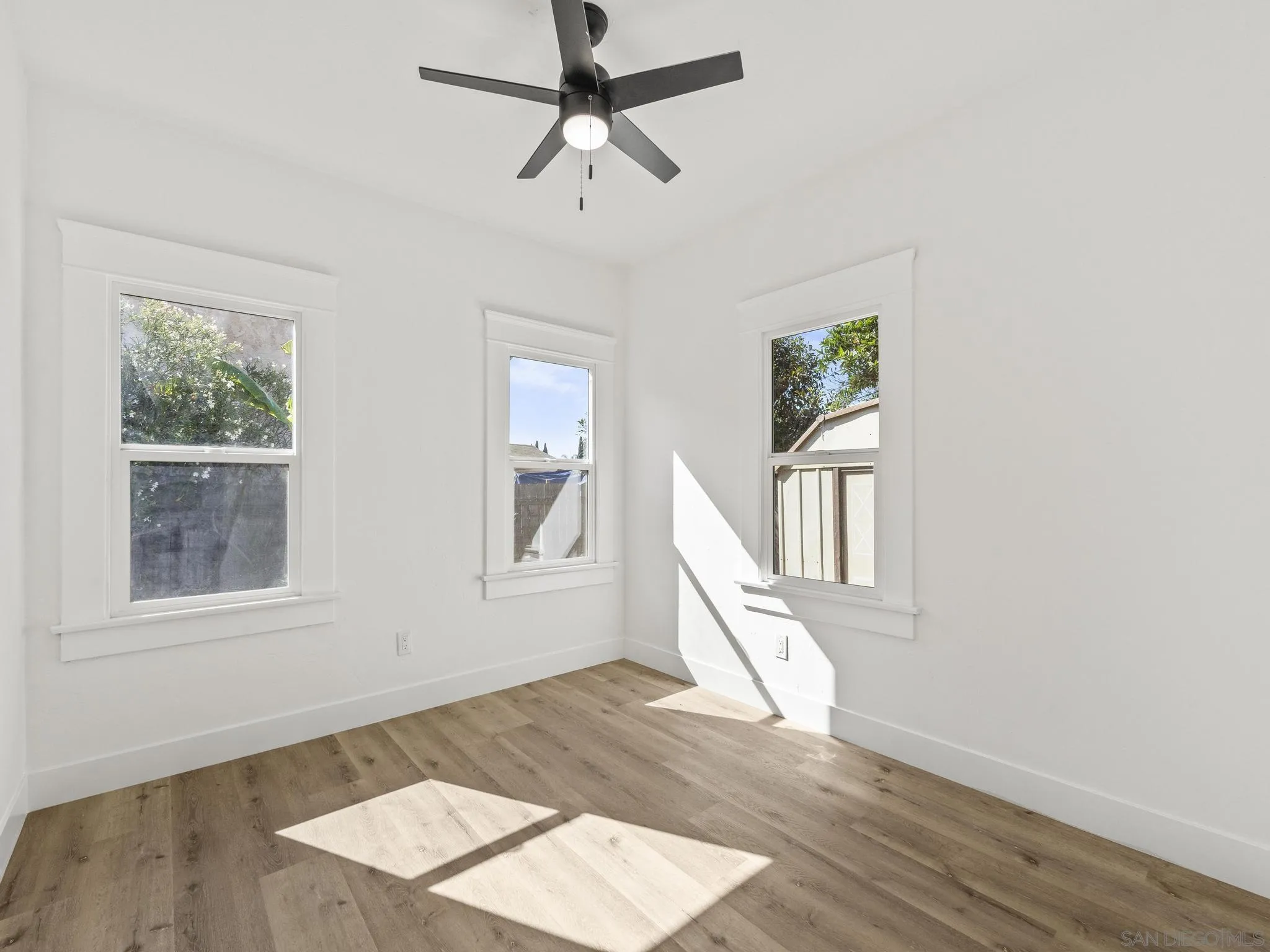 https://cdn.realtyfeed.com/cdn/127/250041486/a58e7d2365a468a5c336d9f8e0039814.webp