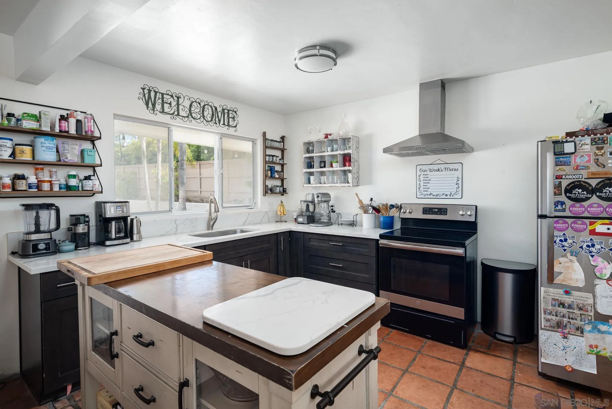 https://cdn.realtyfeed.com/cdn/127/250041487/a11a709fb444909aa76d60d9995a8a85.webp
