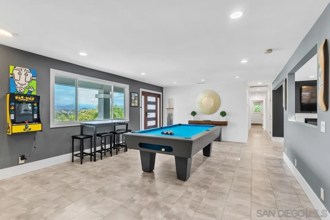 https://cdn.realtyfeed.com/cdn/127/250041488/285ceffc74e2b9fe8bd45343c621d8bd.webp
