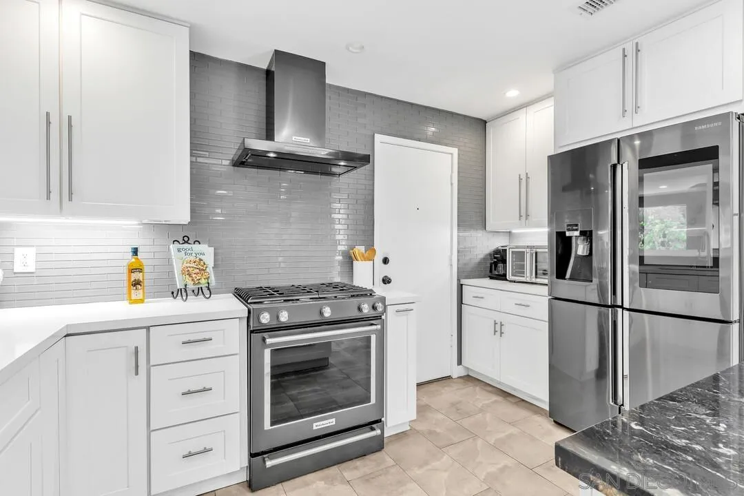 https://cdn.realtyfeed.com/cdn/127/250041488/87d3b72ed328f919659a22d9c4a49acb.webp