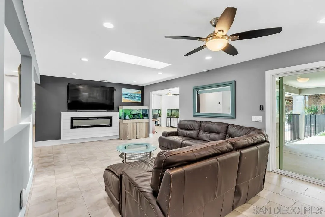 https://cdn.realtyfeed.com/cdn/127/250041488/b3351936ae12929f93522a9df441c7d6.webp
