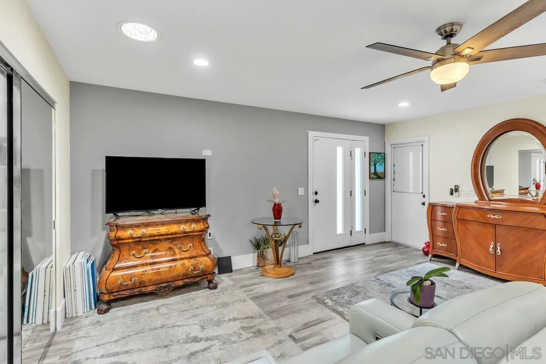https://cdn.realtyfeed.com/cdn/127/250041488/bdb813fbd397a1f599f065d144fdee3f.webp