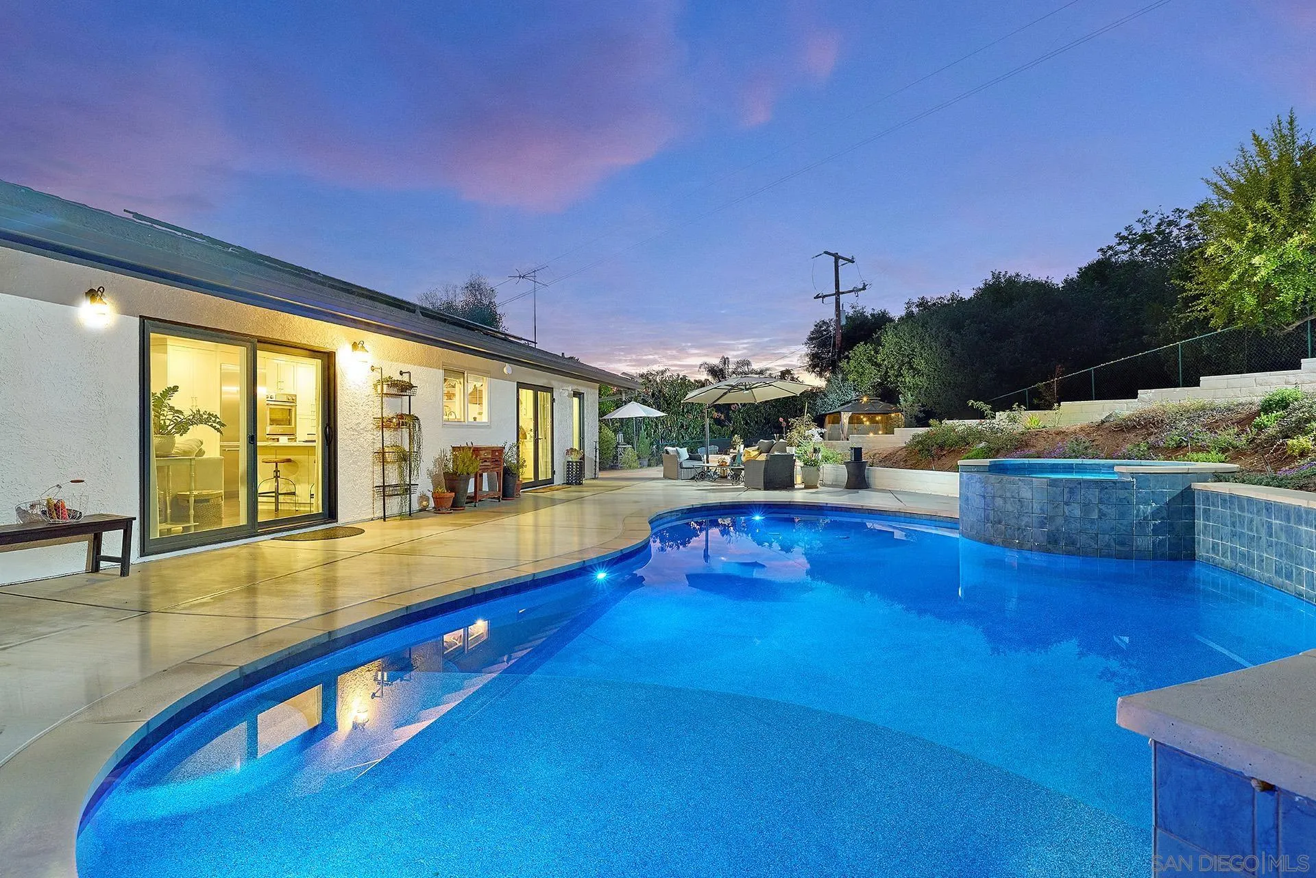 https://cdn.realtyfeed.com/cdn/127/250041489/959da3450c5f9e17f1aa02bb80698e75.webp