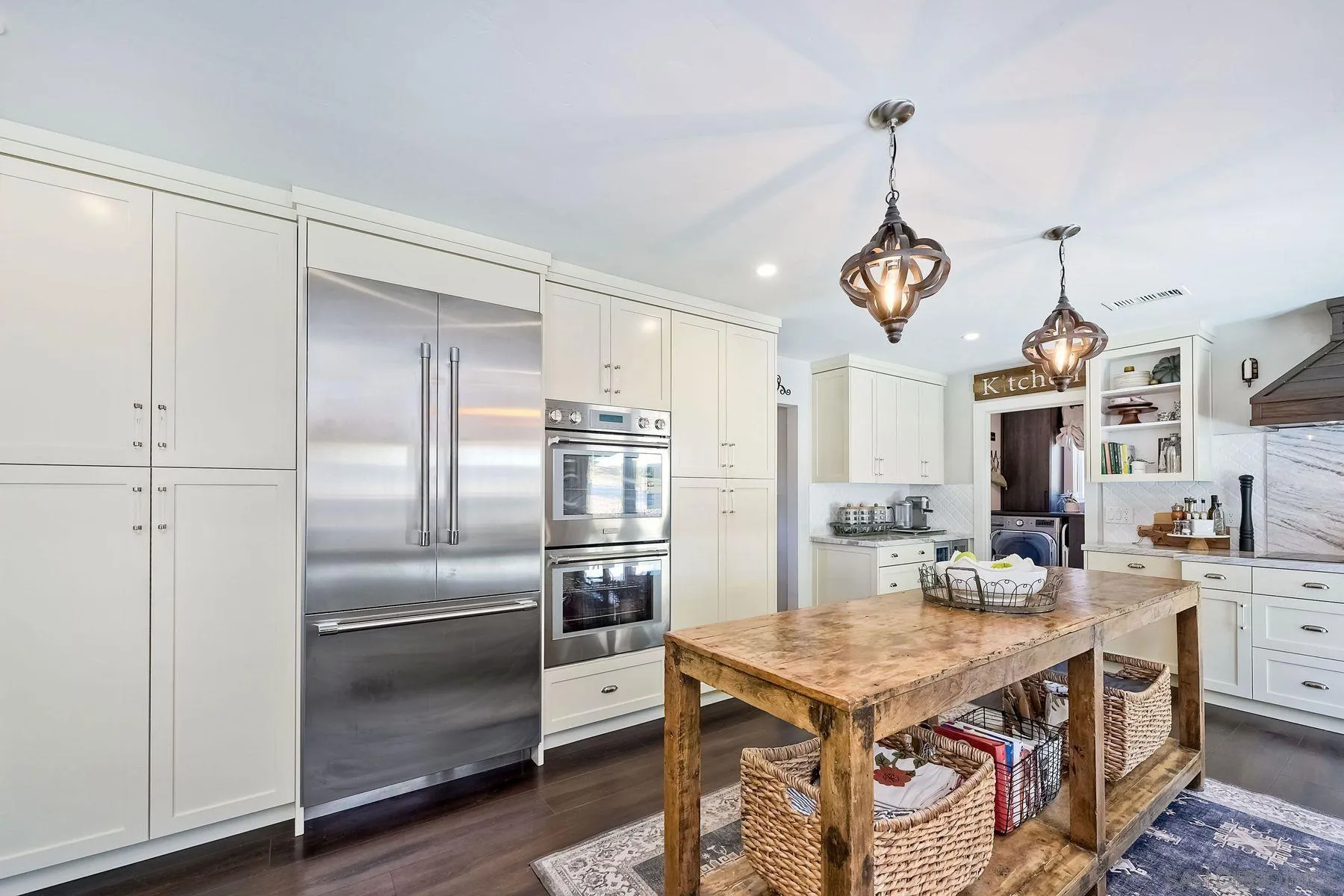 https://cdn.realtyfeed.com/cdn/127/250041489/e493d7285f933a8ccb40bbfe10da67af.webp