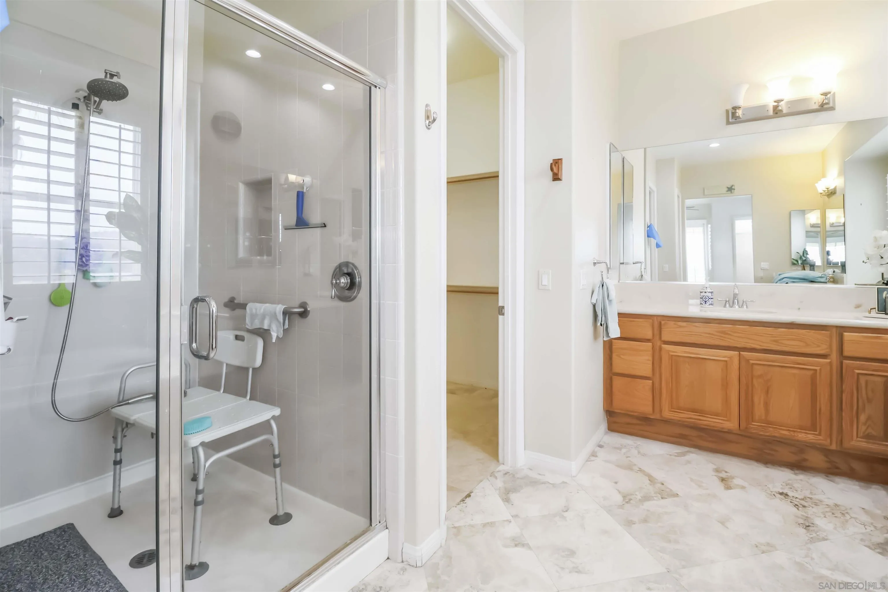 https://cdn.realtyfeed.com/cdn/127/250041490/0302584114ab86d6f5d327f801dd9dac.webp