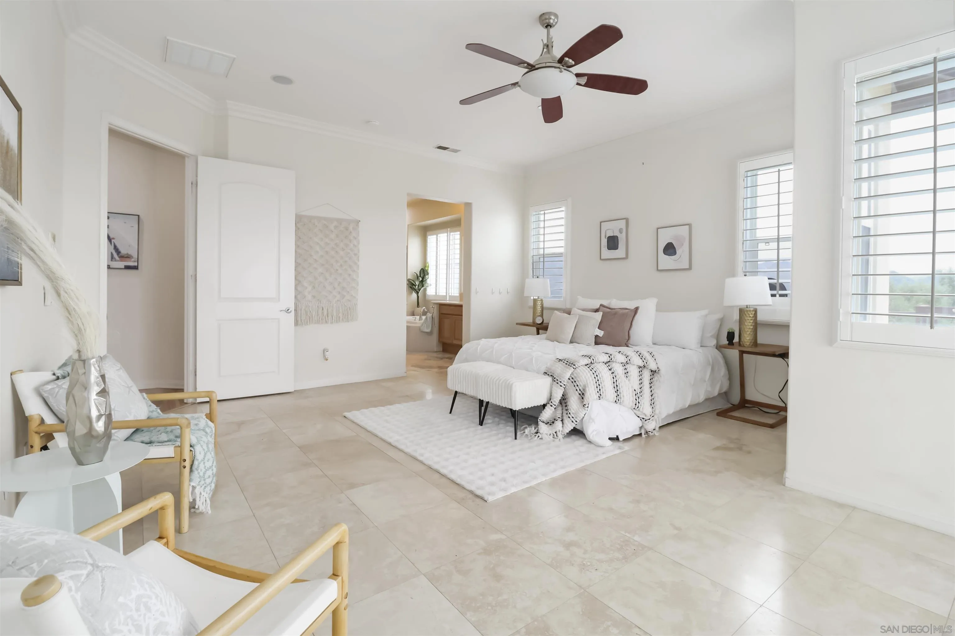 https://cdn.realtyfeed.com/cdn/127/250041490/6f16856fbc61d4e61500d69eb614355a.webp