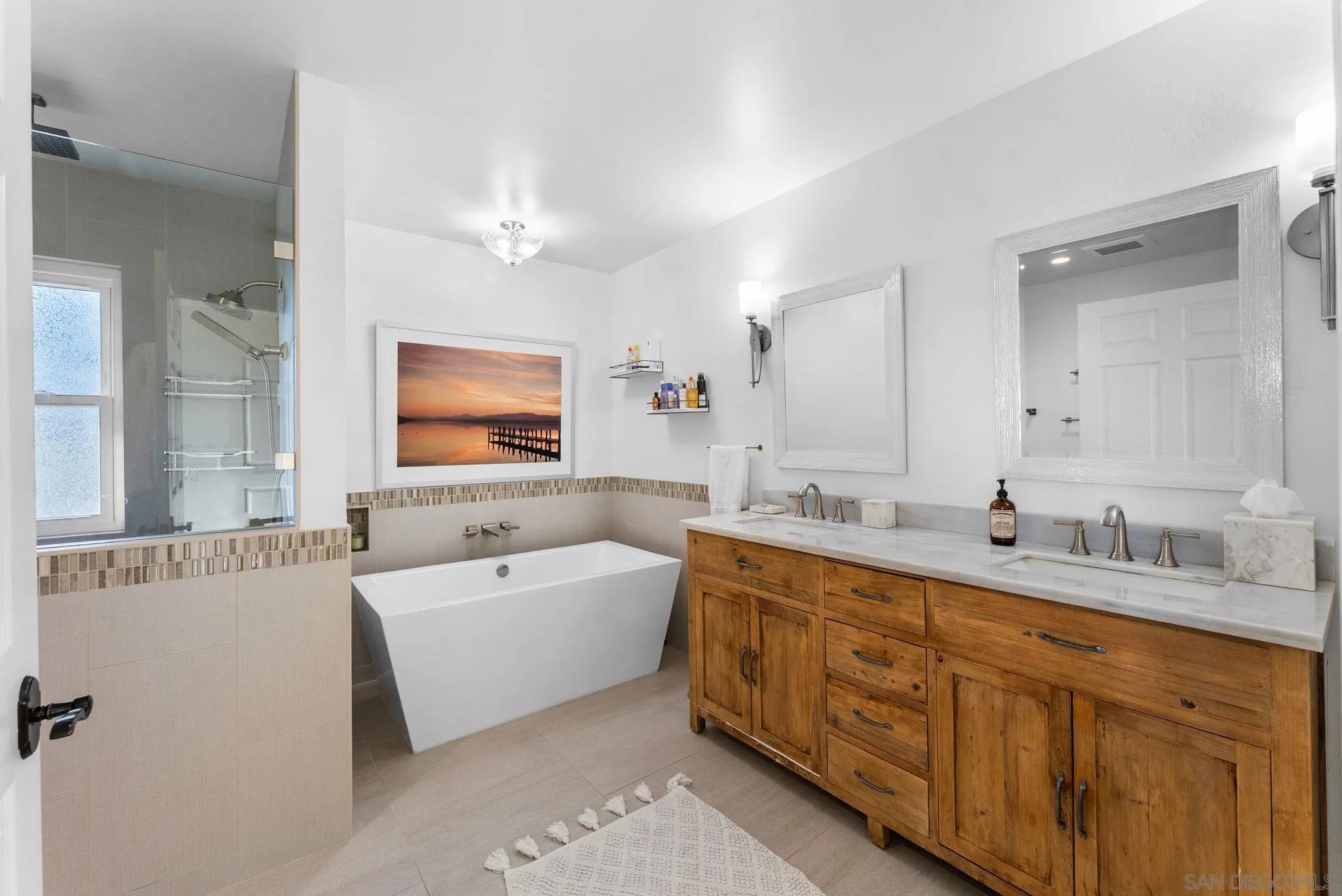 https://cdn.realtyfeed.com/cdn/127/250041491/0c2e2ce7b3b9bb032a43f4f891a033b7.webp
