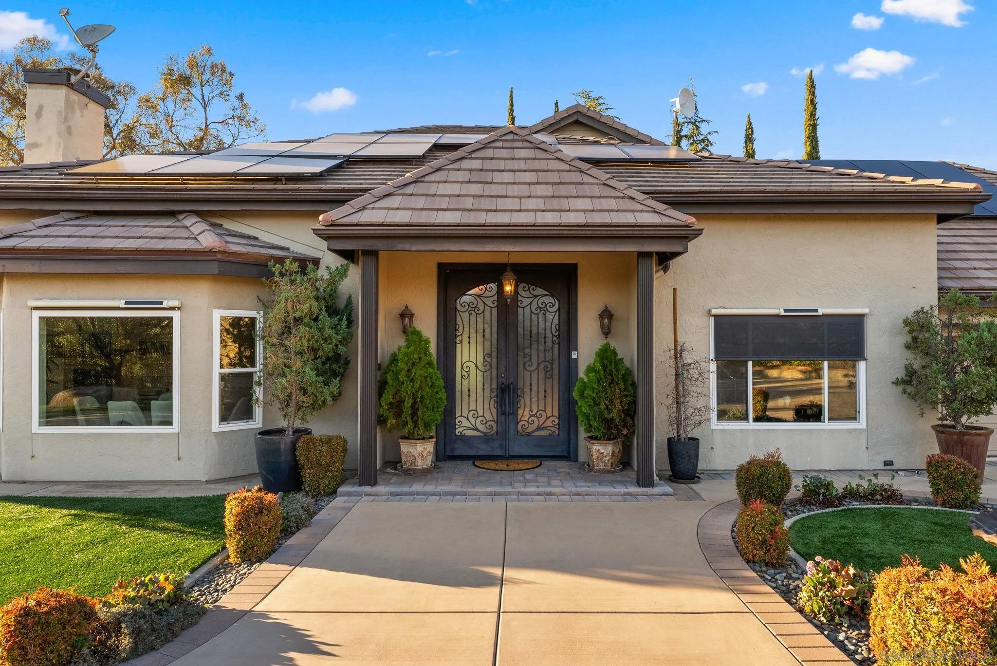 29059 Meadow Glen Way W, Escondido, CA, 92026