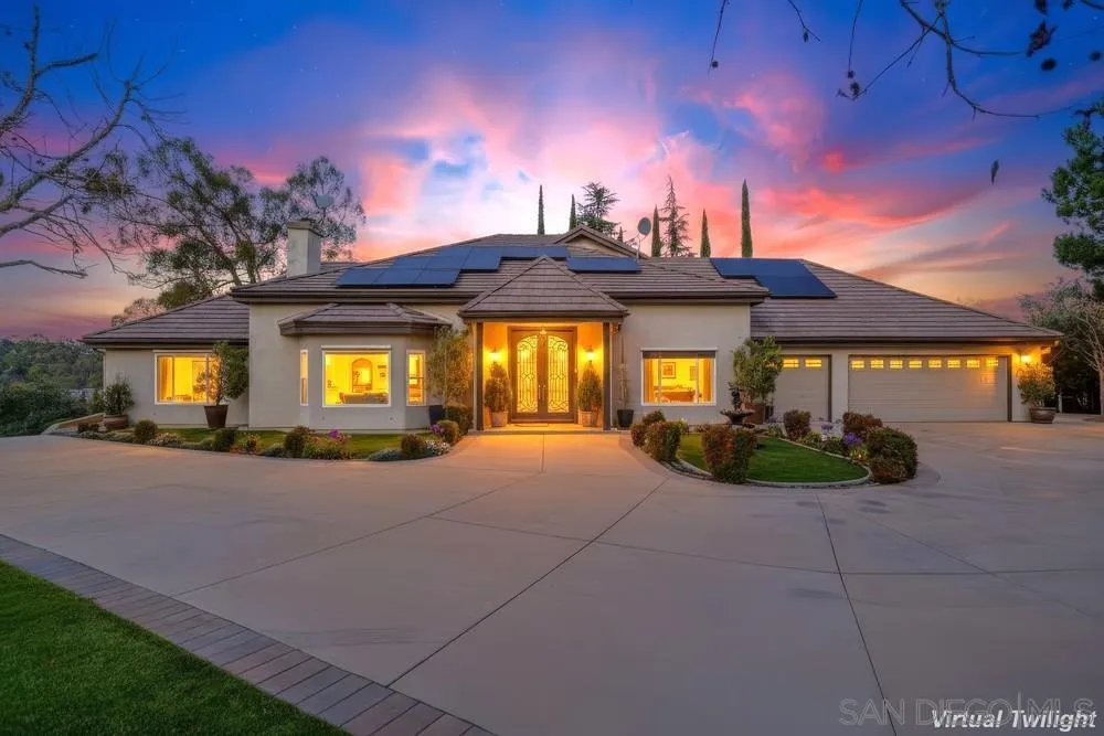 29059 Meadow Glen Way W, Escondido, CA, 92026