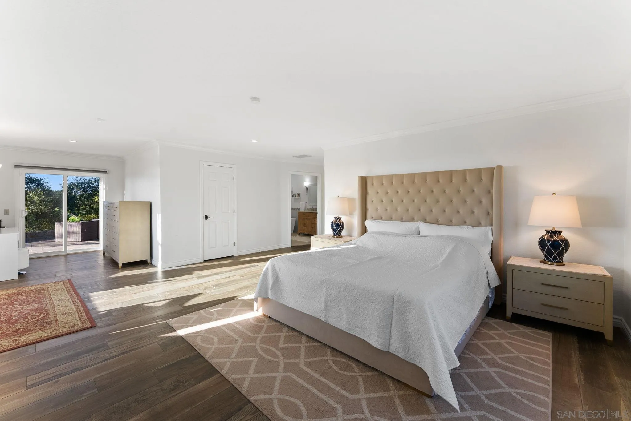 https://cdn.realtyfeed.com/cdn/127/250041491/6e05df8f3e65317715a8bf844e35772e.webp