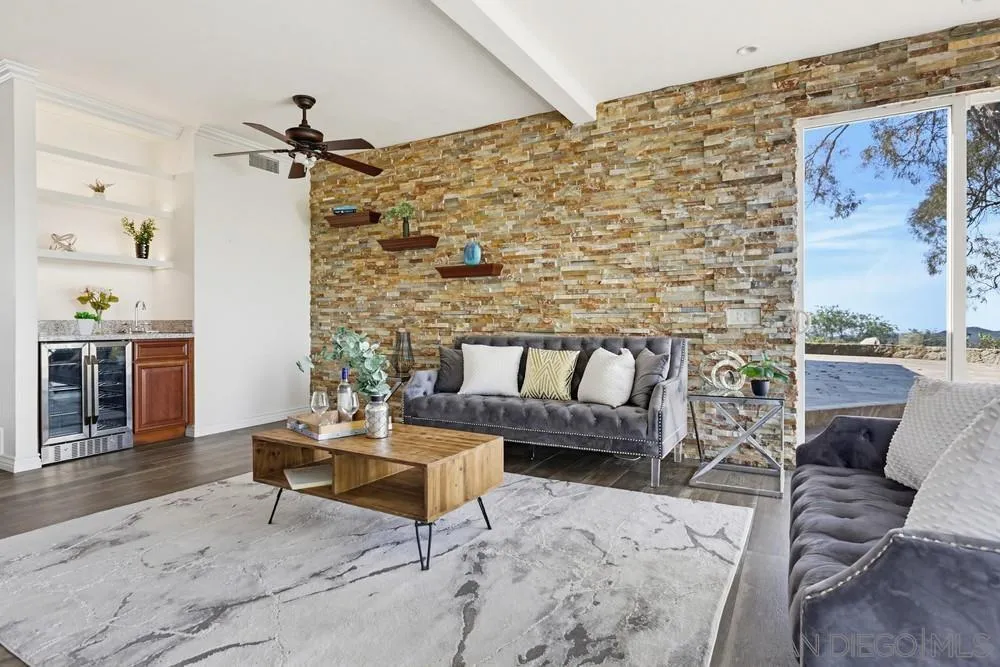 29059 Meadow Glen Way W, Escondido, CA, 92026