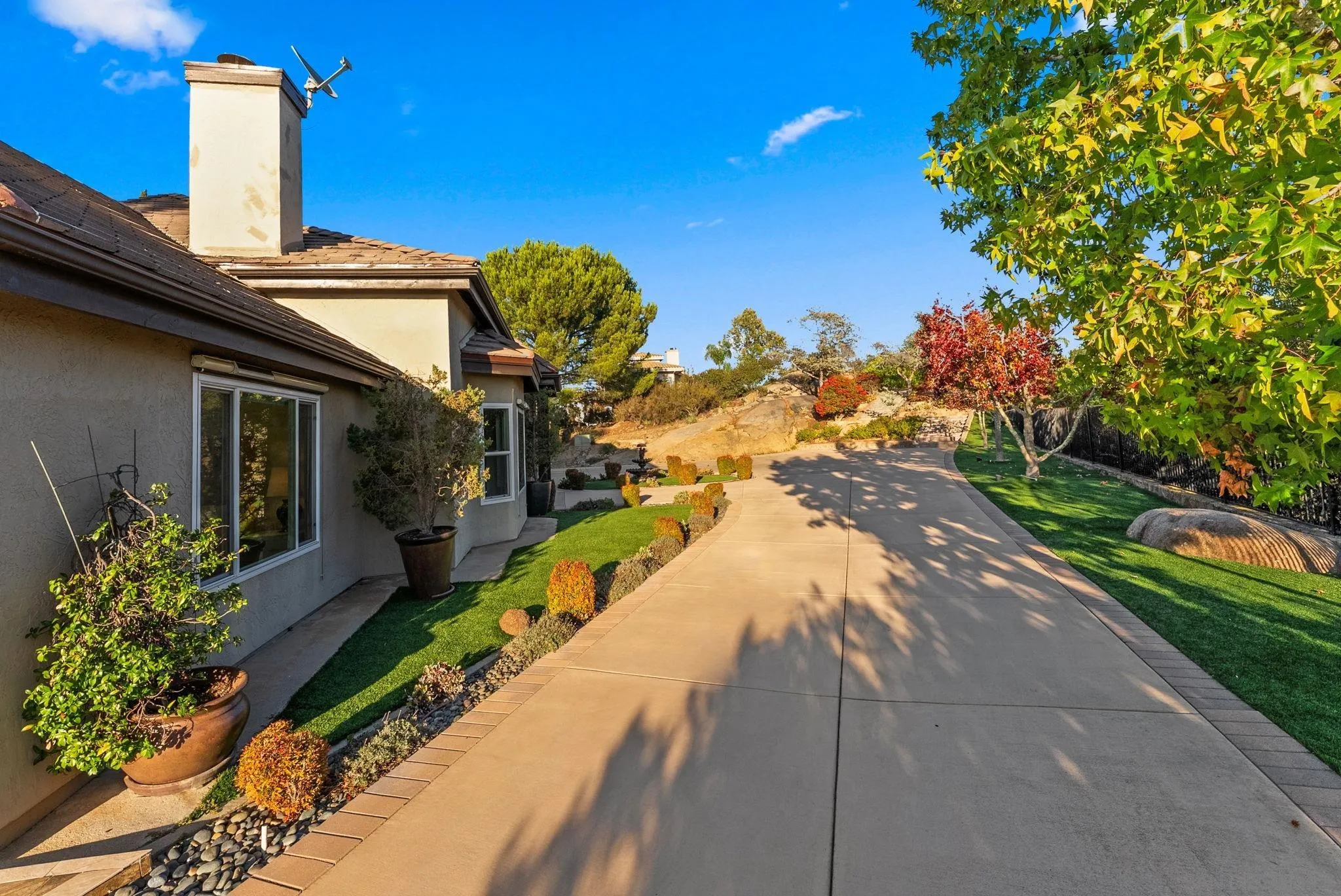 29059 Meadow Glen Way W, Escondido, CA, 92026