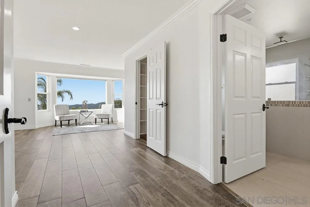 29059 Meadow Glen Way W, Escondido, CA, 92026
