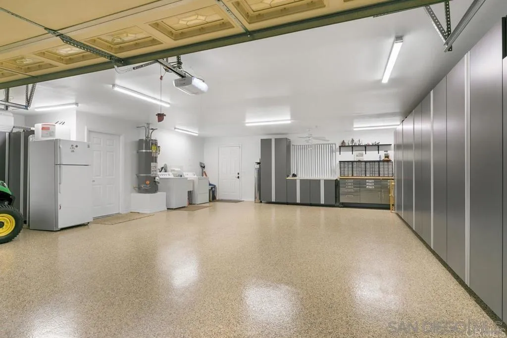 https://cdn.realtyfeed.com/cdn/127/250041491/feb6726e949a732b1442ca703f42c2aa.webp