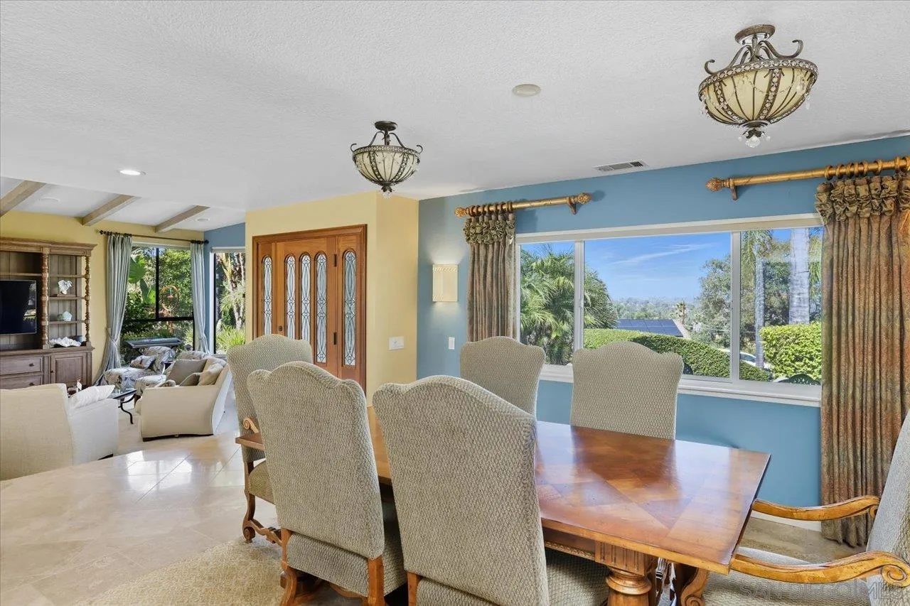 https://cdn.realtyfeed.com/cdn/127/250041492/7b5dff9376d51c97aa3f42c01e963a4b.webp