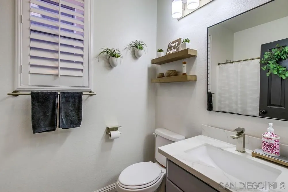 https://cdn.realtyfeed.com/cdn/127/250041493/474698cd21bfaabe683c8714ff37a521.webp