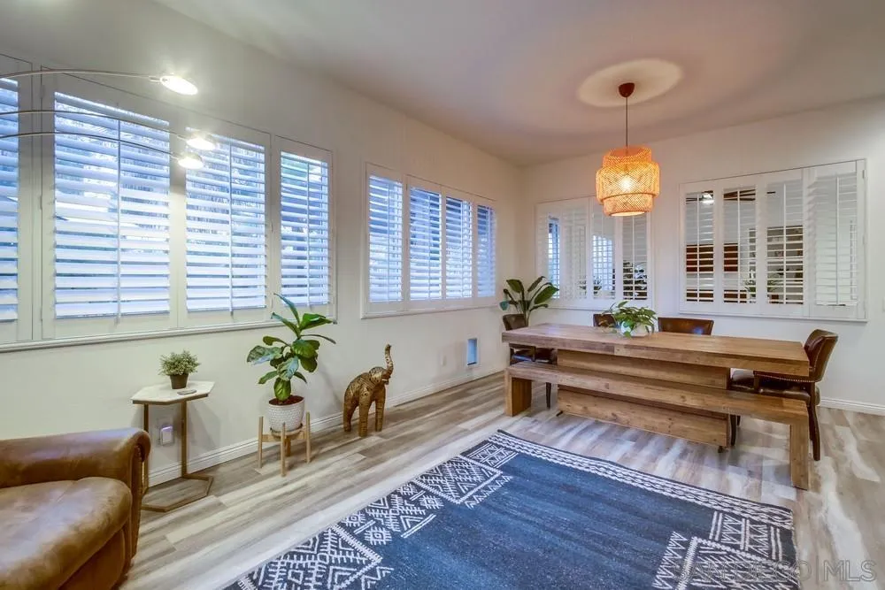 https://cdn.realtyfeed.com/cdn/127/250041493/eca808992789f8701ea3cd6ee9c7f405.webp