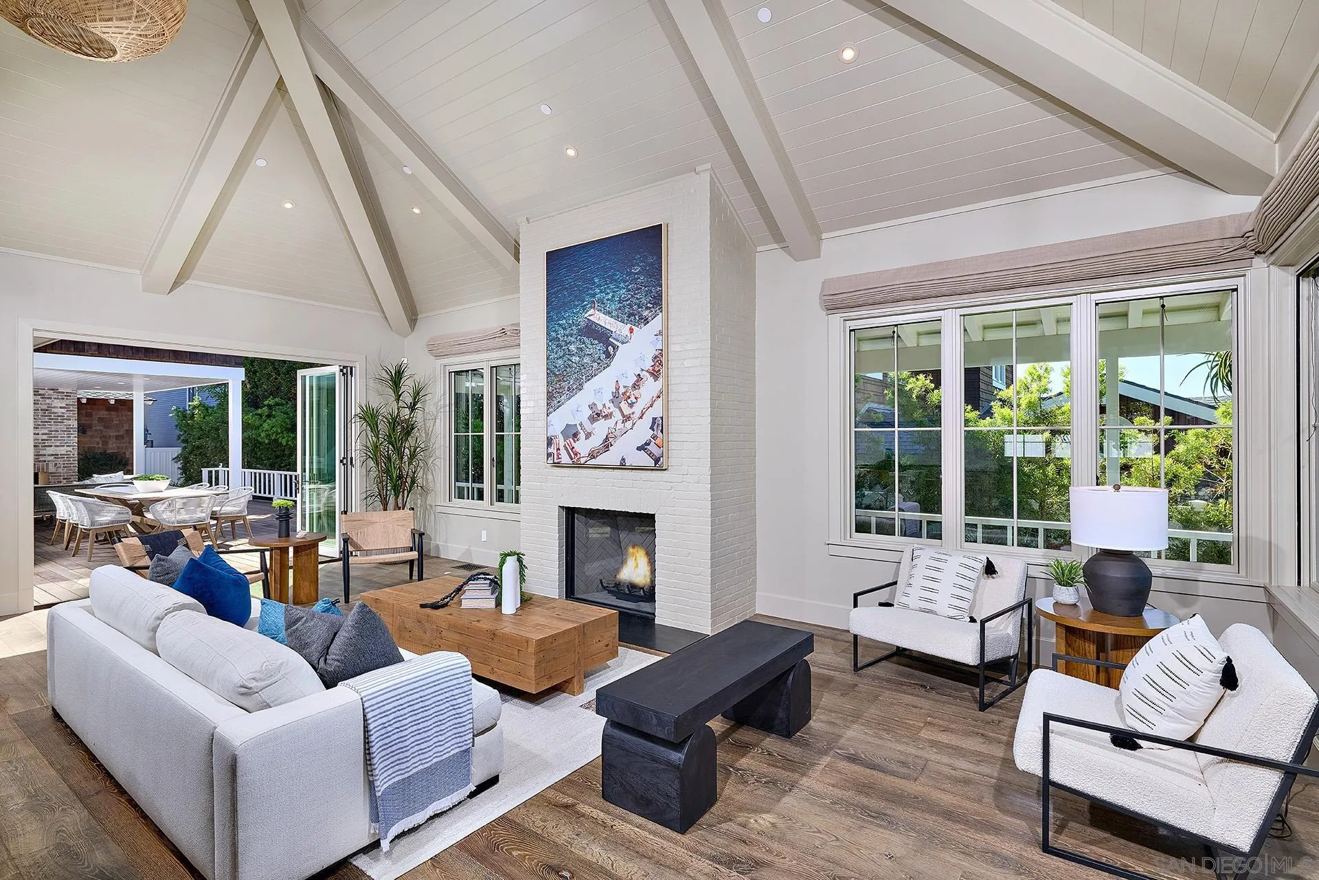 https://cdn.realtyfeed.com/cdn/127/250041502/a2bc9dfb63abc2946392dd870e70e233.webp