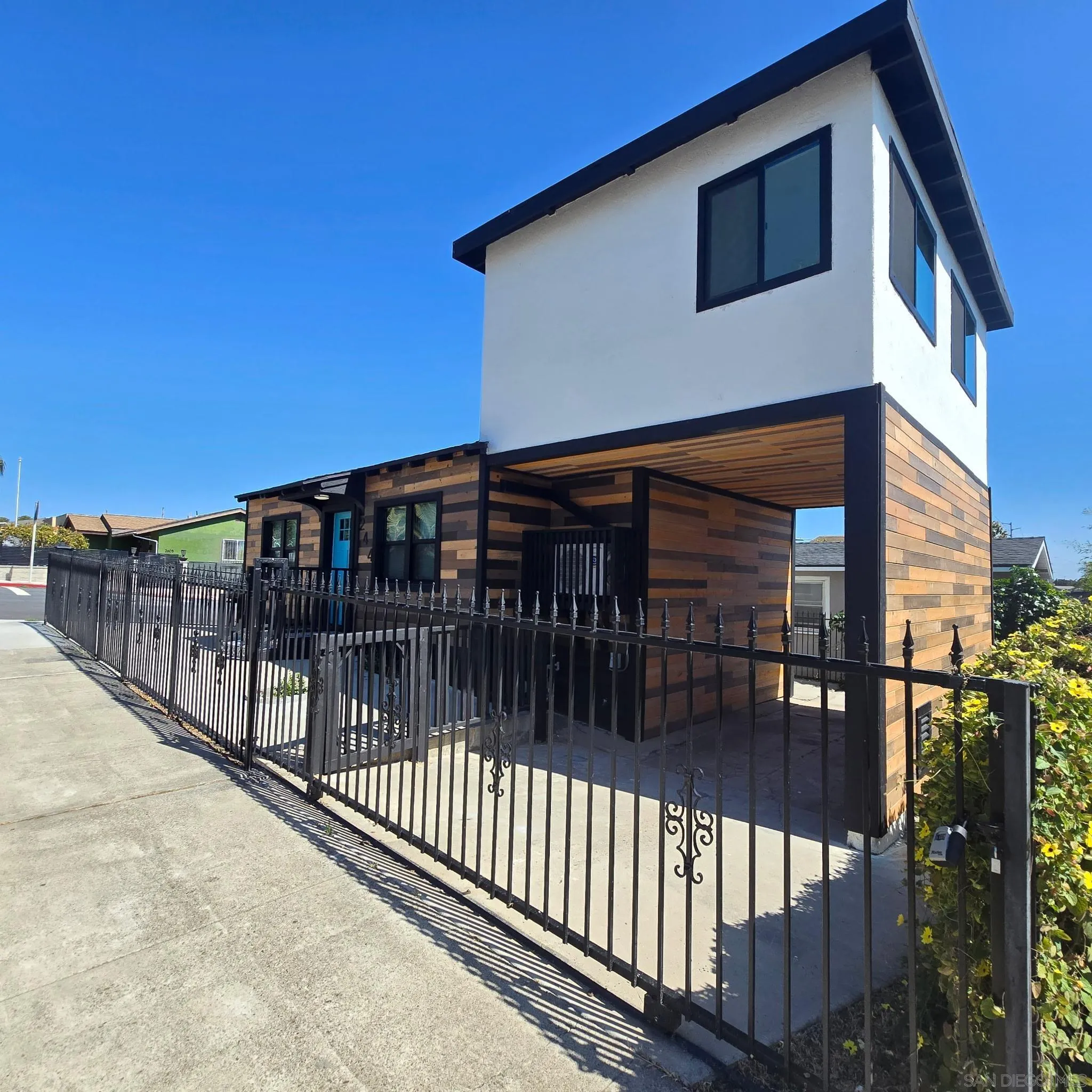 https://cdn.realtyfeed.com/cdn/127/250041503/96eb1958ee148b6203ea516cd35e5f4a.webp