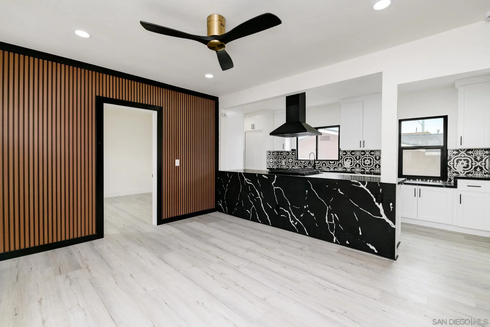 https://cdn.realtyfeed.com/cdn/127/250041503/9eae4cb3a87965b65a4df3e23bf3f876.webp
