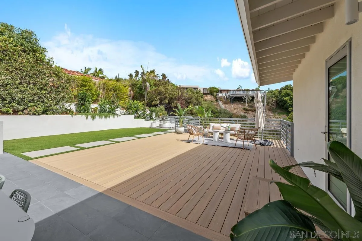 https://cdn.realtyfeed.com/cdn/127/250041504/c04164d7b1f6589d18b0b51895b8791c.webp