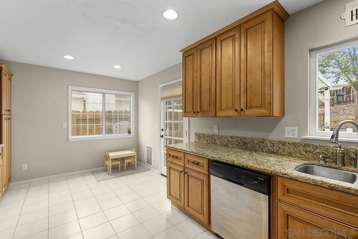 https://cdn.realtyfeed.com/cdn/127/250041508/304f33299448911842344f5f80d14e40.webp