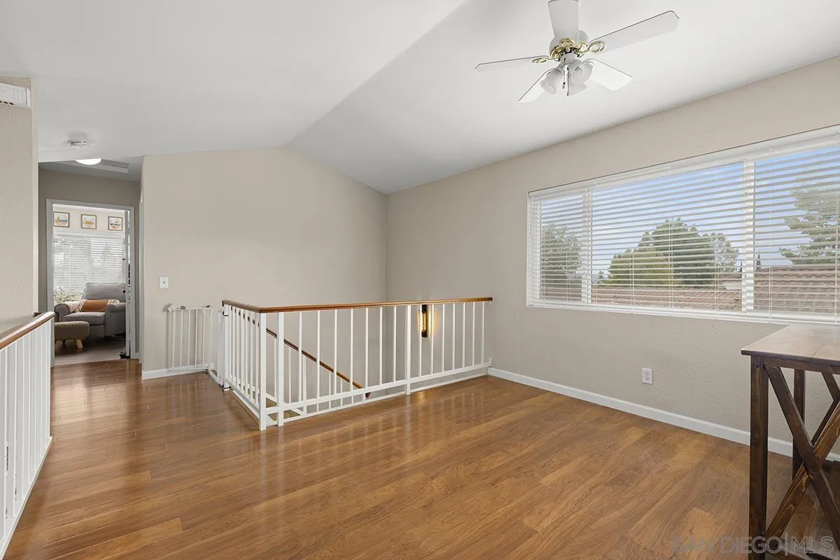 https://cdn.realtyfeed.com/cdn/127/250041508/7c0a30c3f7d2a48b7a32134bb40e236d.webp