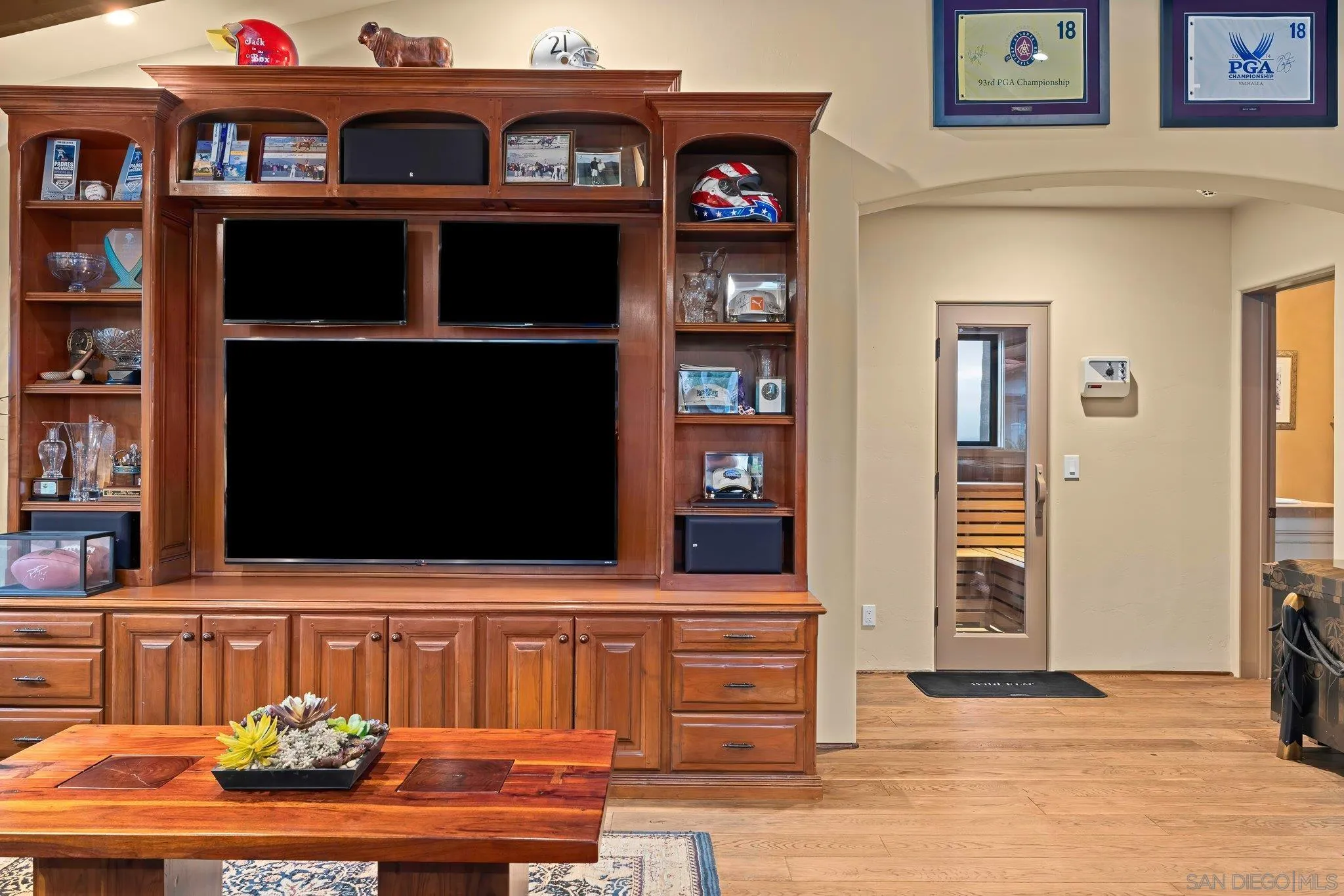 https://cdn.realtyfeed.com/cdn/127/250041510/3f93dc671522bc81537daf3b5104e9b4.webp