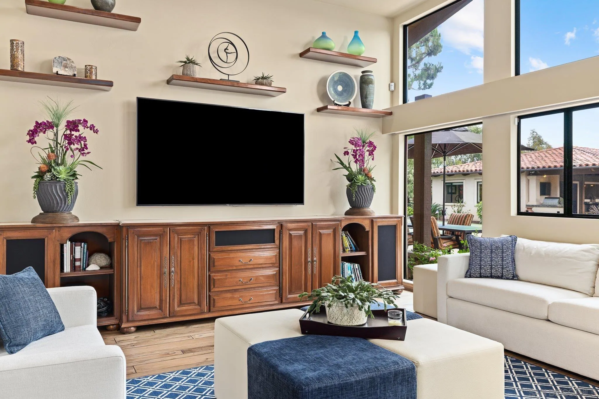 https://cdn.realtyfeed.com/cdn/127/250041510/58056c64fbdbd735fe64a4d8fc75b13c.webp
